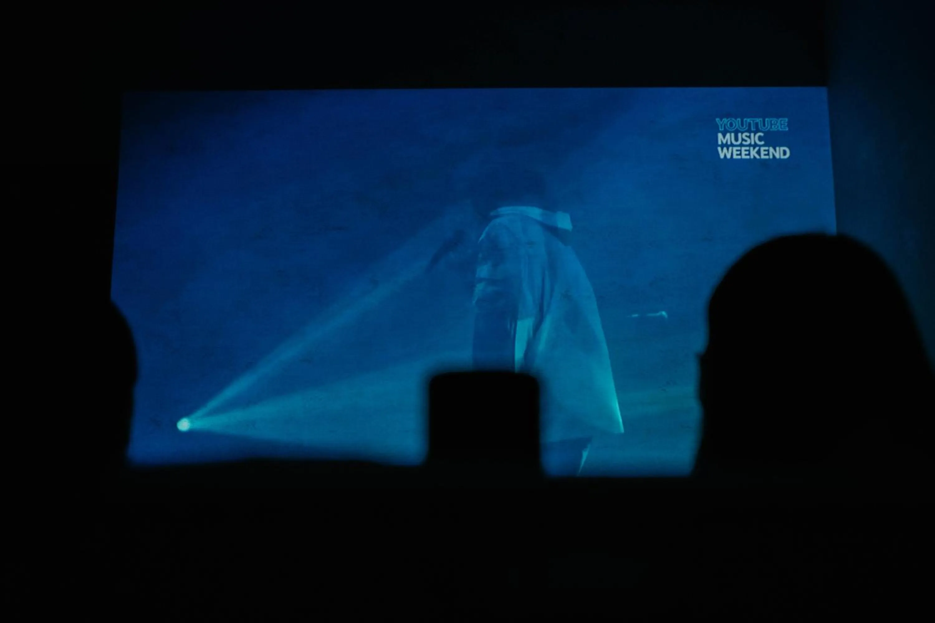 TV and multimedia in 7 Rooms Hotel & Cafe - 30mins from Disneyland