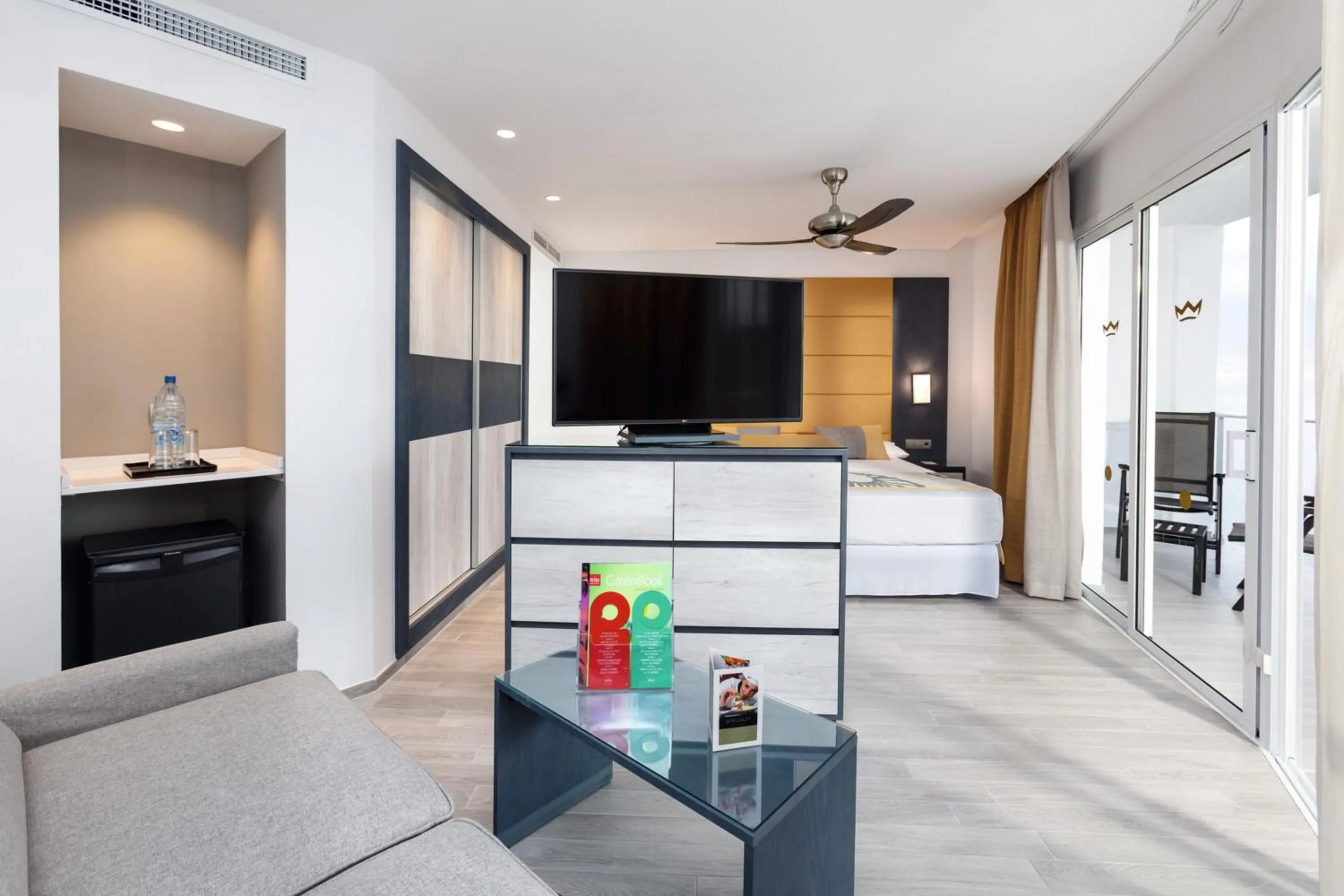 Bed in Hotel Riu Vistamar Gran Canaria - All Inclusive