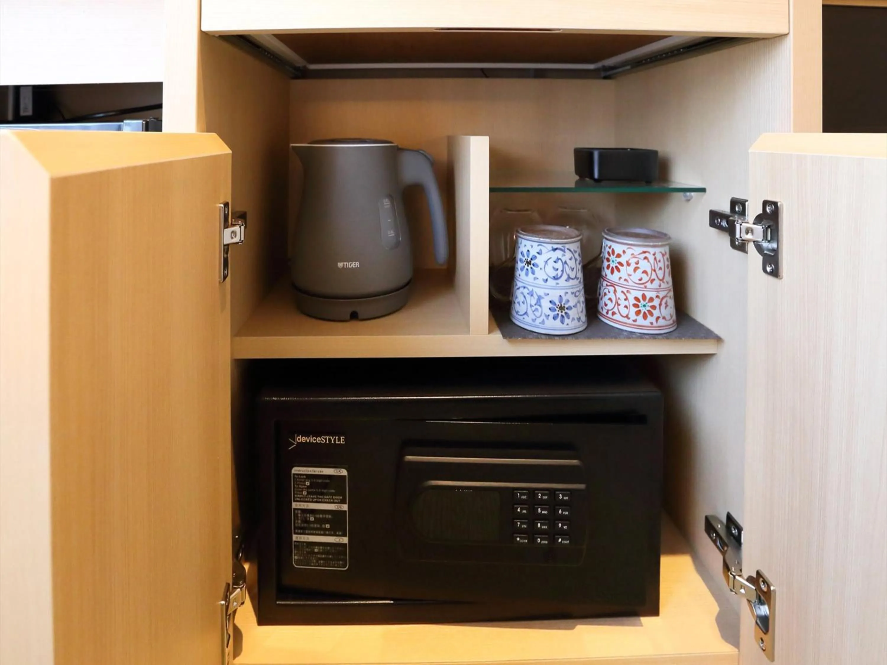 Coffee/tea facilities in Henn na Hotel Premier Kyoto Gojo Karasuma -Formerly Watermark Hotel Kyoto-