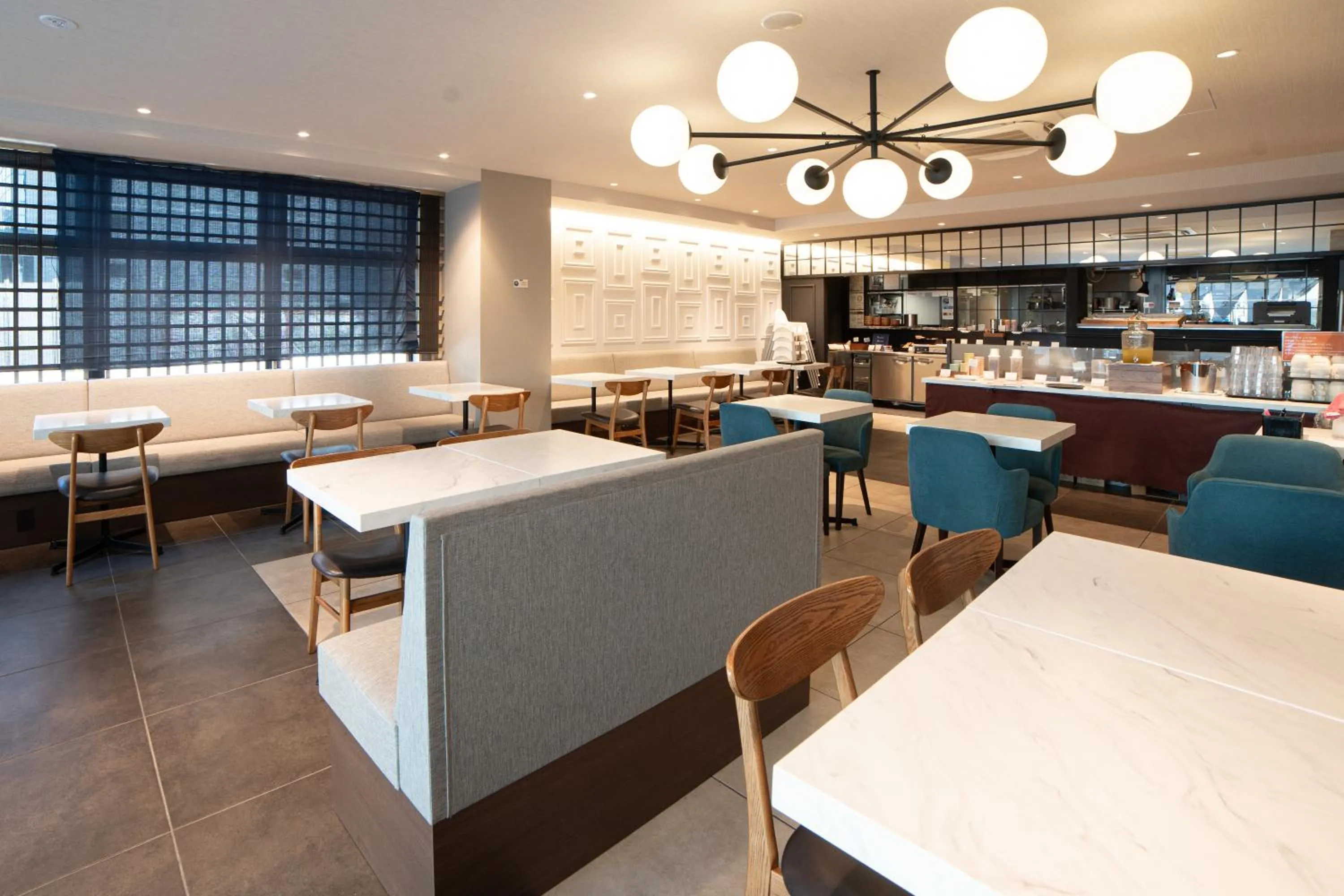 Restaurant/places to eat in Henn na Hotel Premier Kyoto Gojo Karasuma -Formerly Watermark Hotel Kyoto-