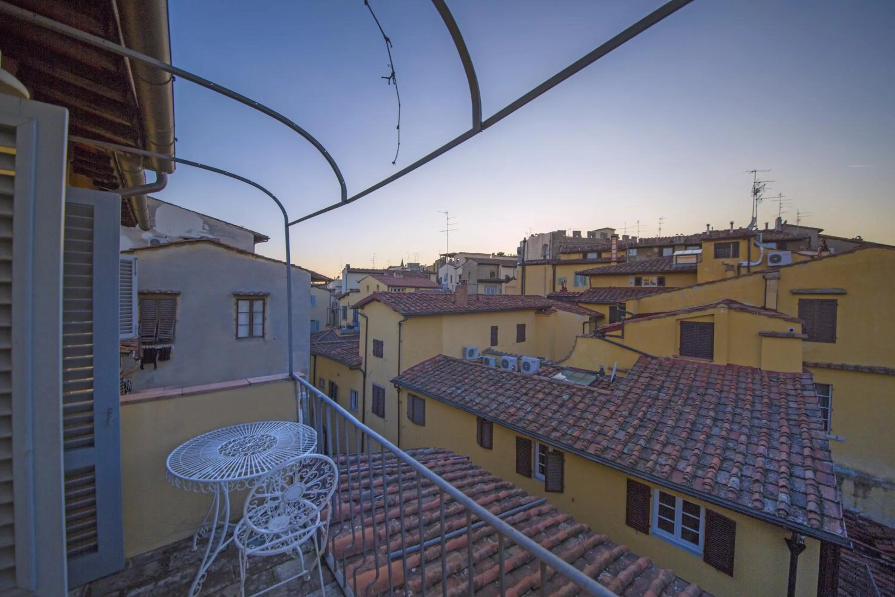 Property building in White Home by Mmega