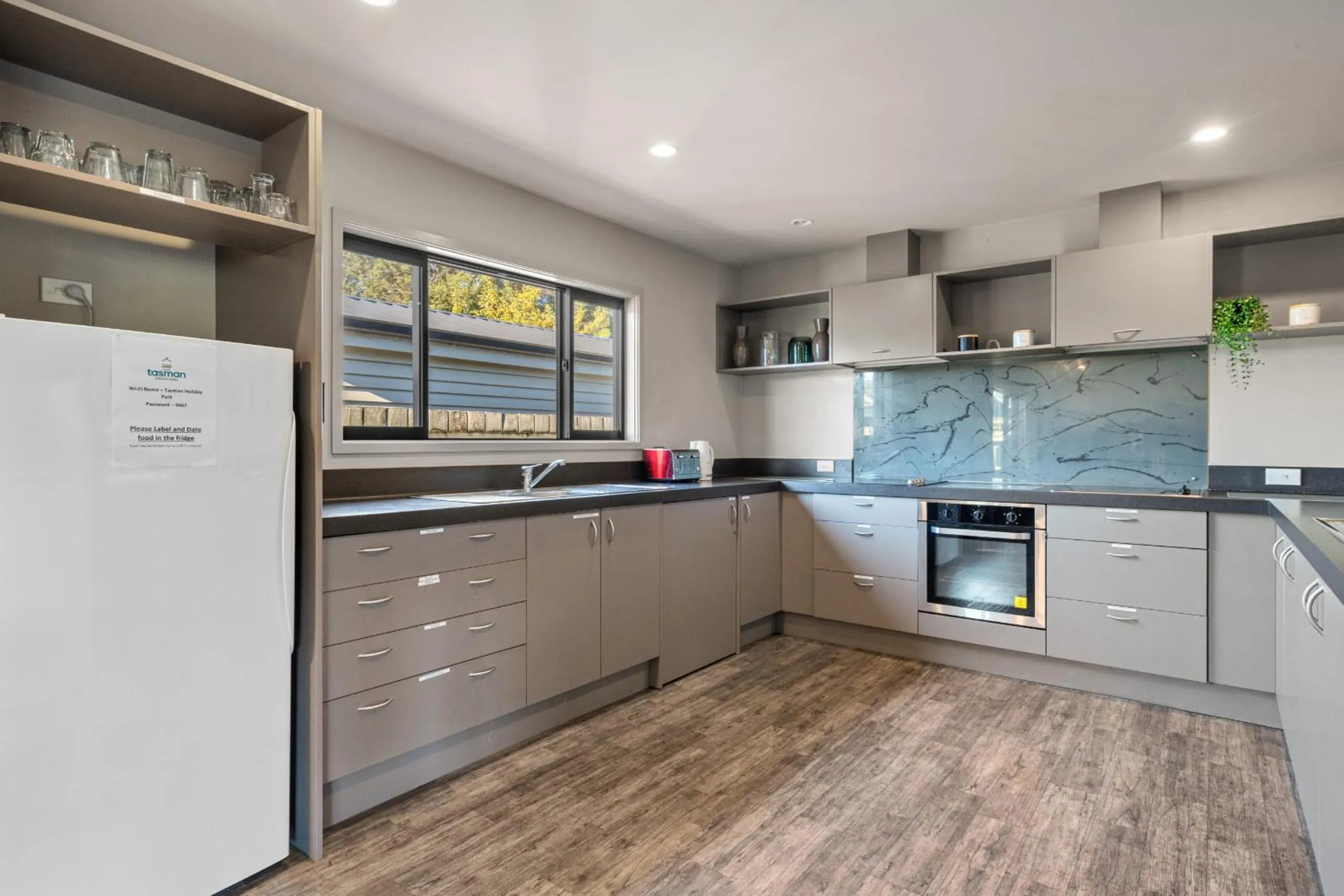 Tasman Holiday Parks - Te Anau