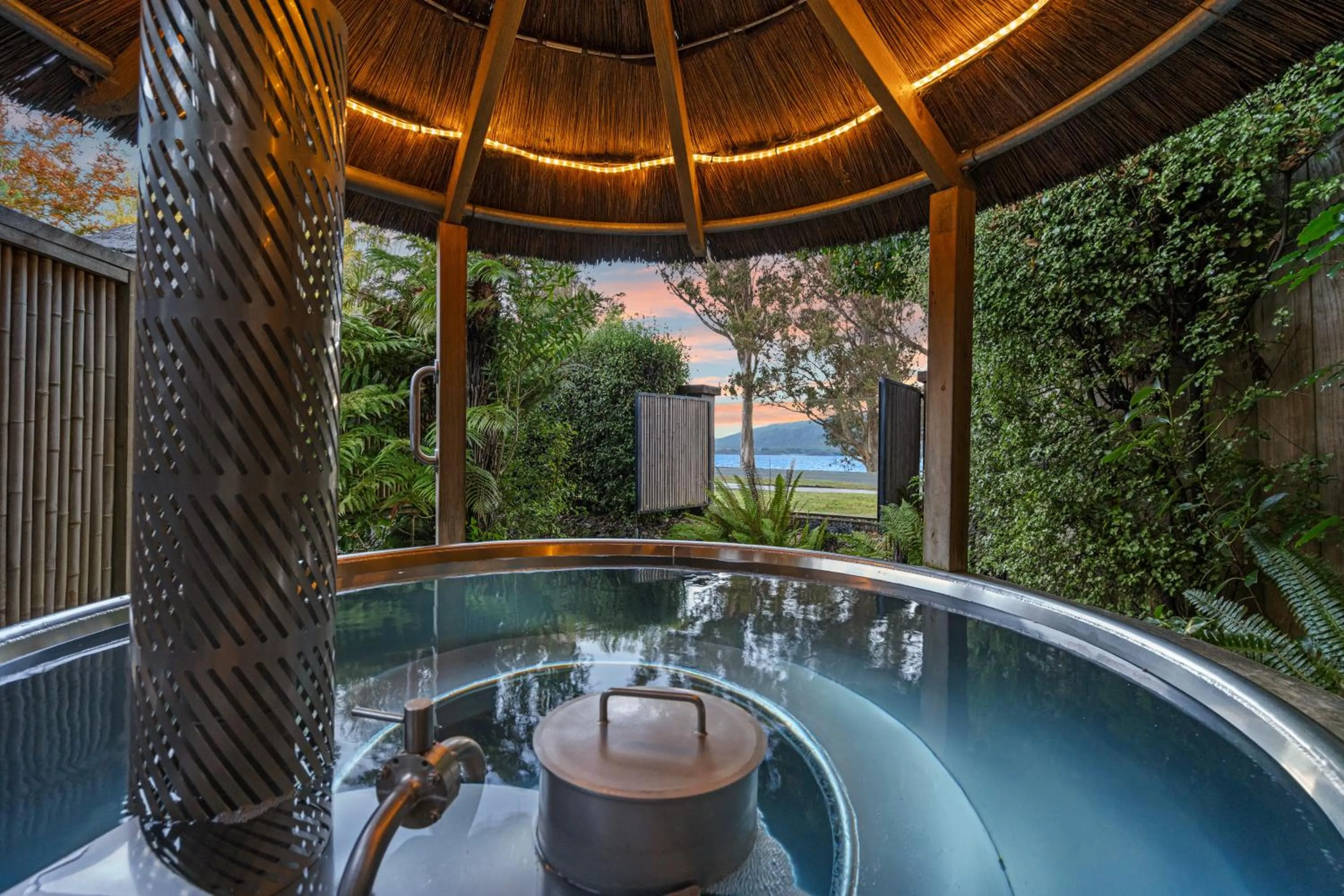 Tasman Holiday Parks - Te Anau