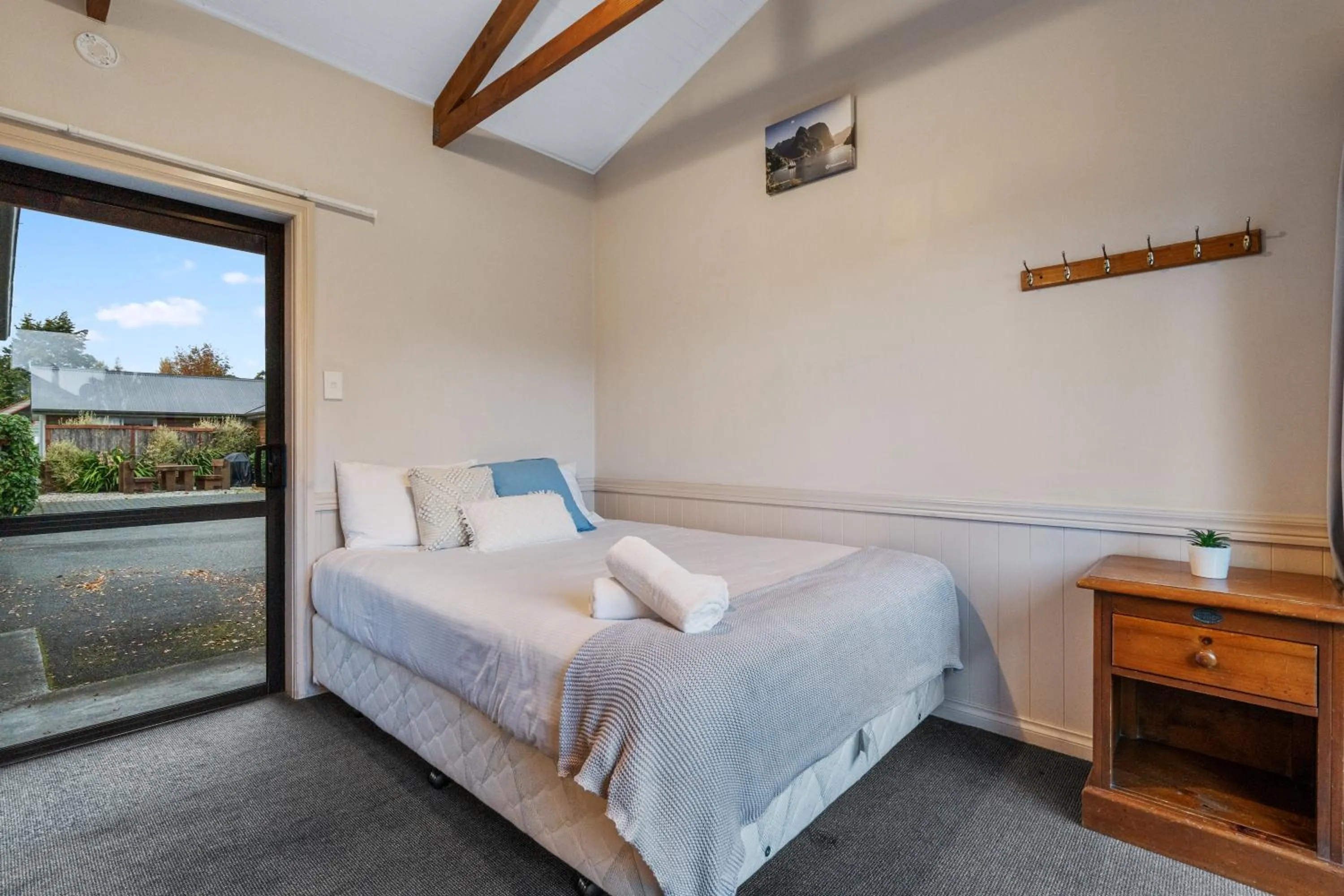 Bed in Tasman Holiday Parks - Te Anau