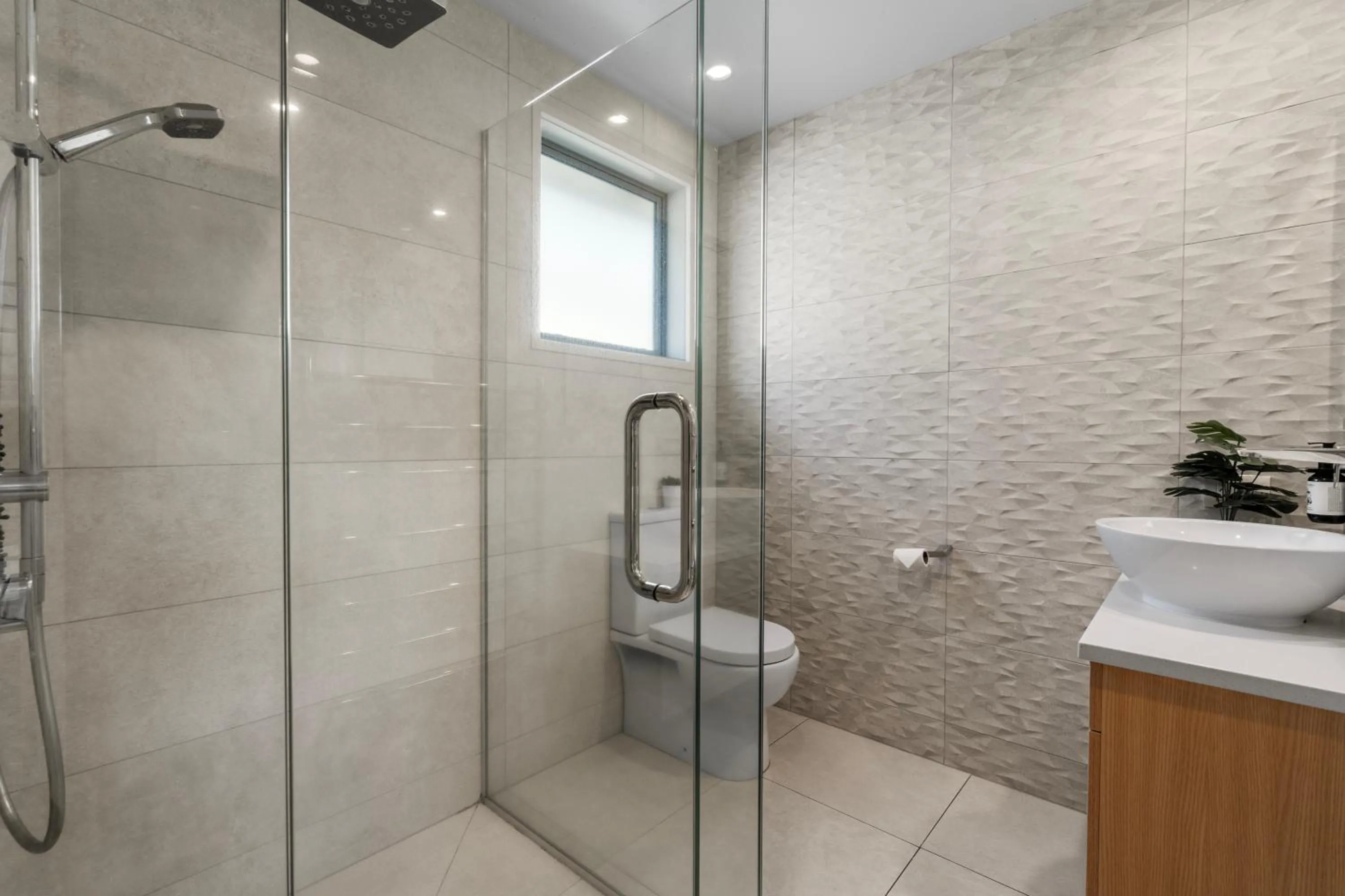 Bathroom in Tasman Holiday Parks - Te Anau