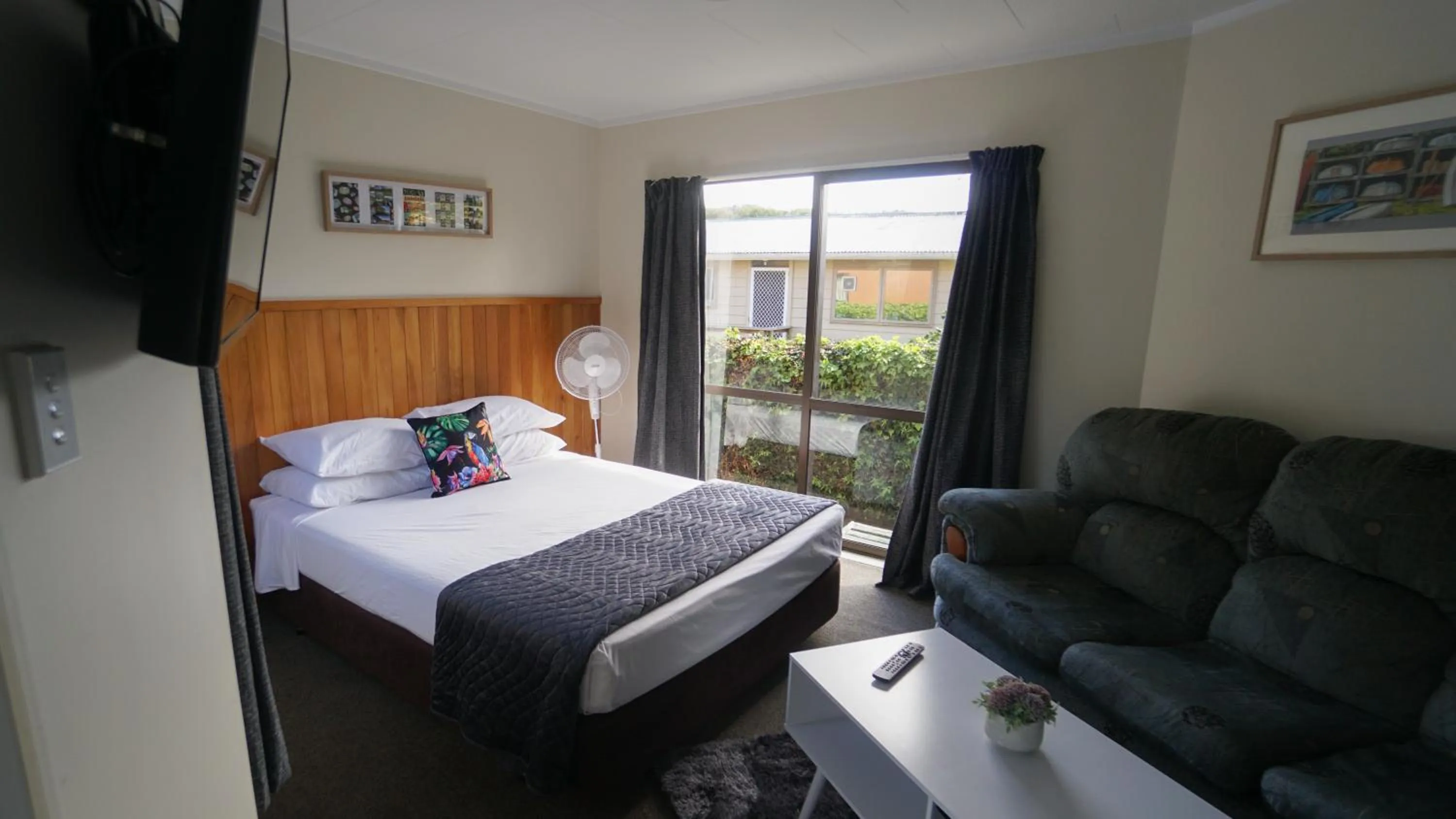 Bed in Whangarei Central Holiday Park
