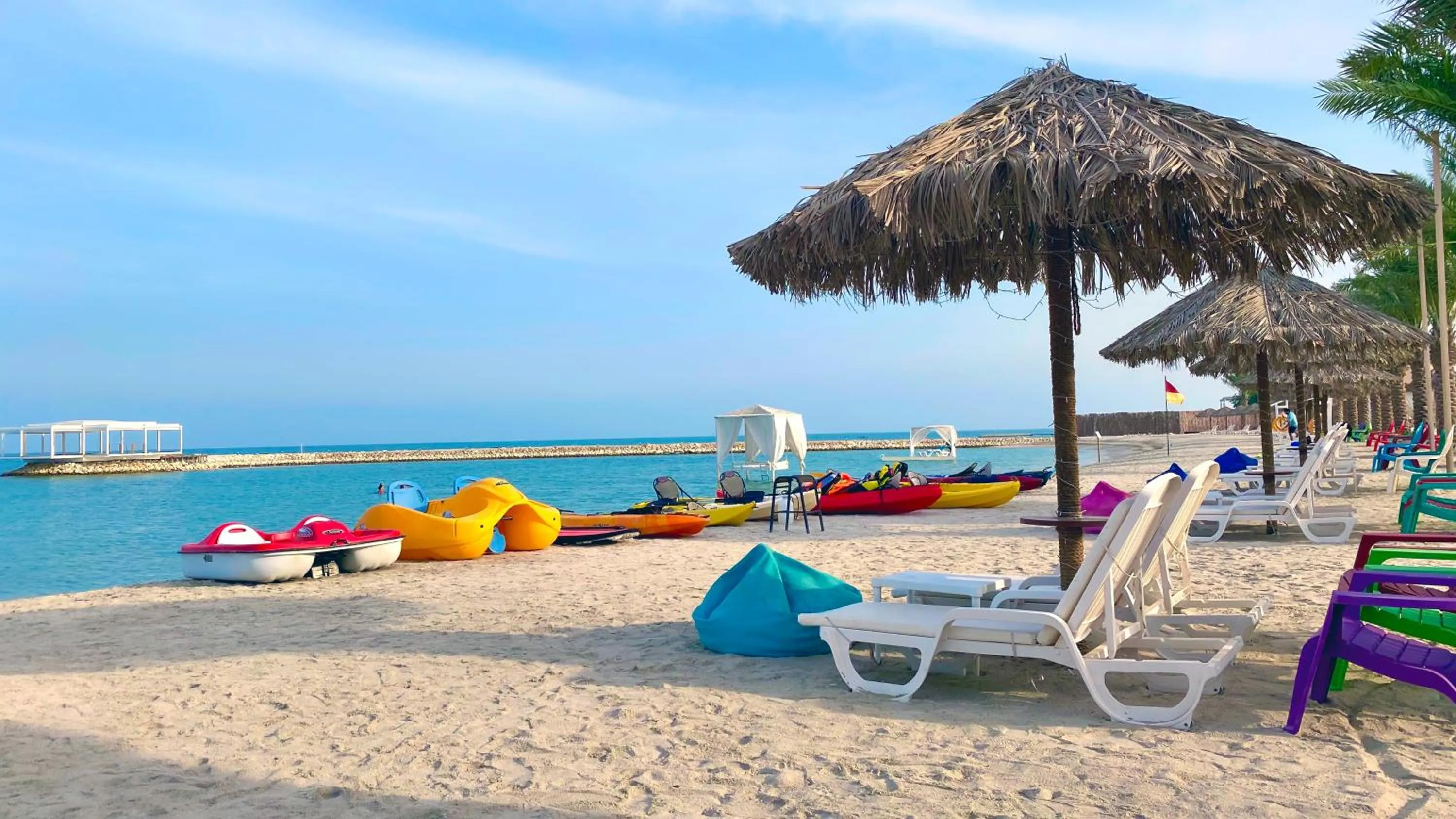 Beach in Jaw Resort & Spa