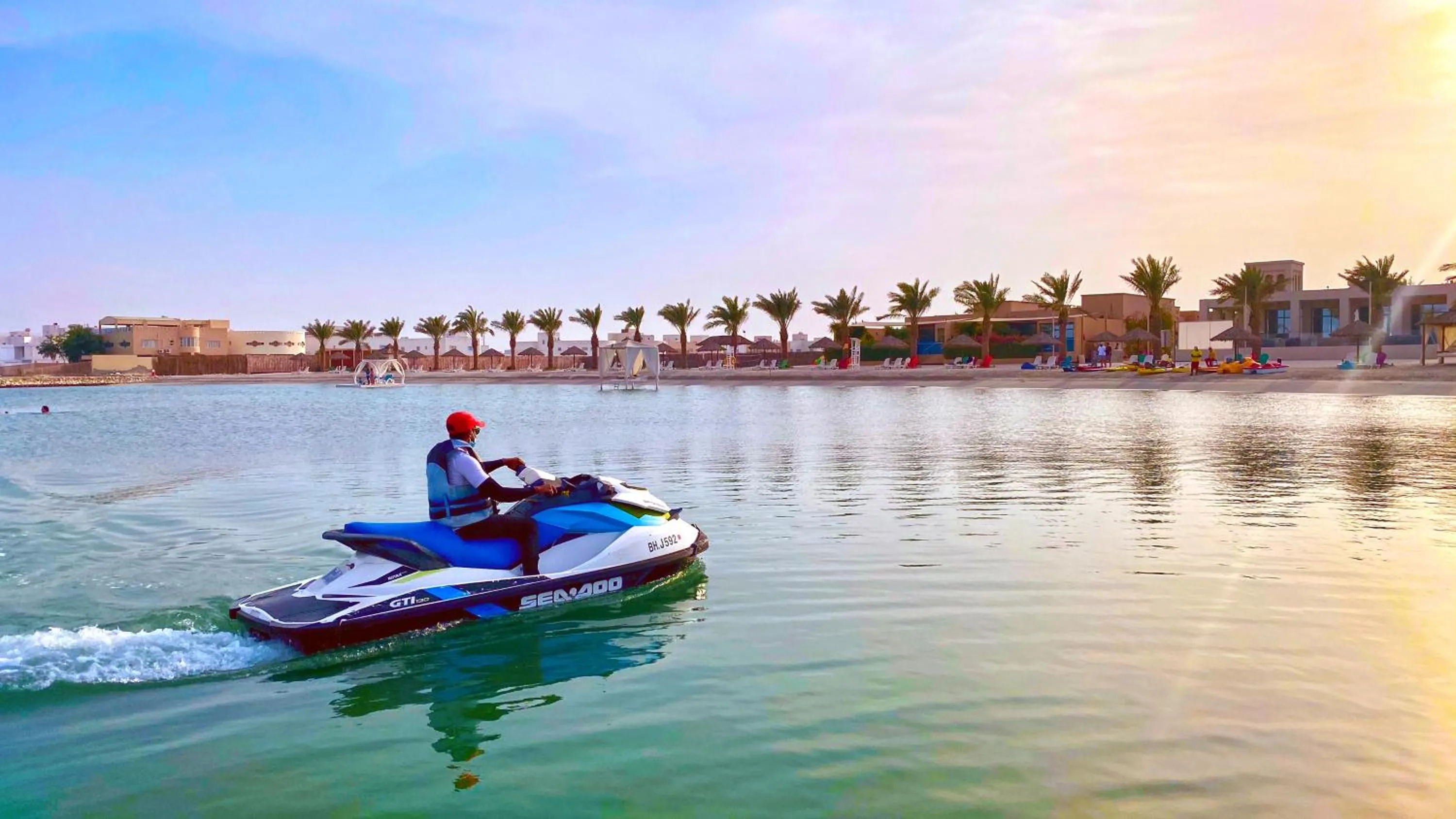 Beach in Jaw Resort & Spa