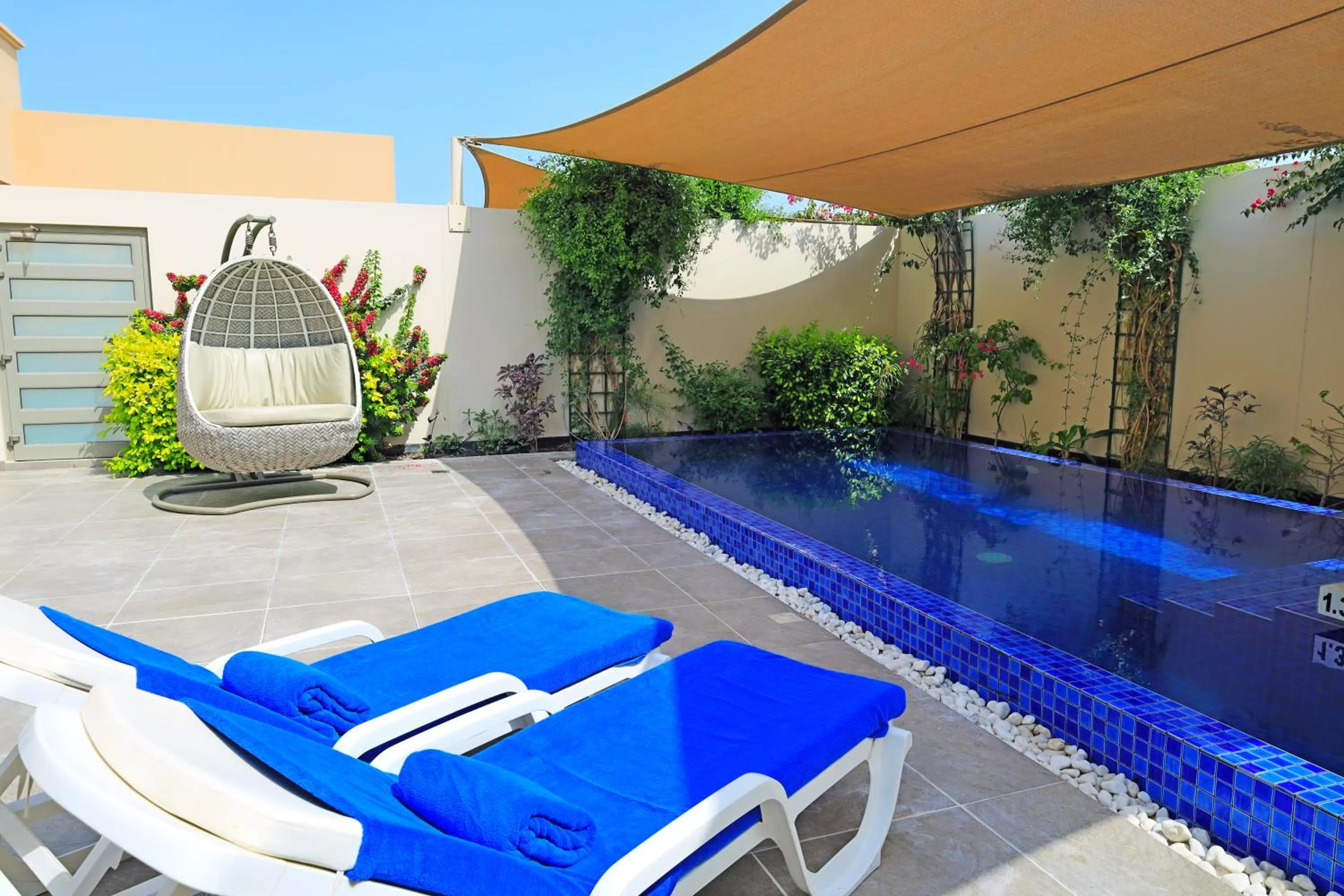 Patio in Jaw Resort & Spa