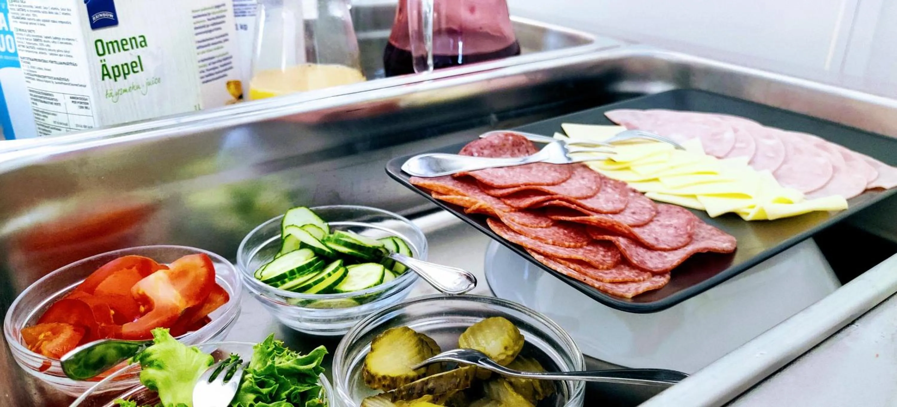 Buffet breakfast in Kartanomajoitus Sofia & Angelique