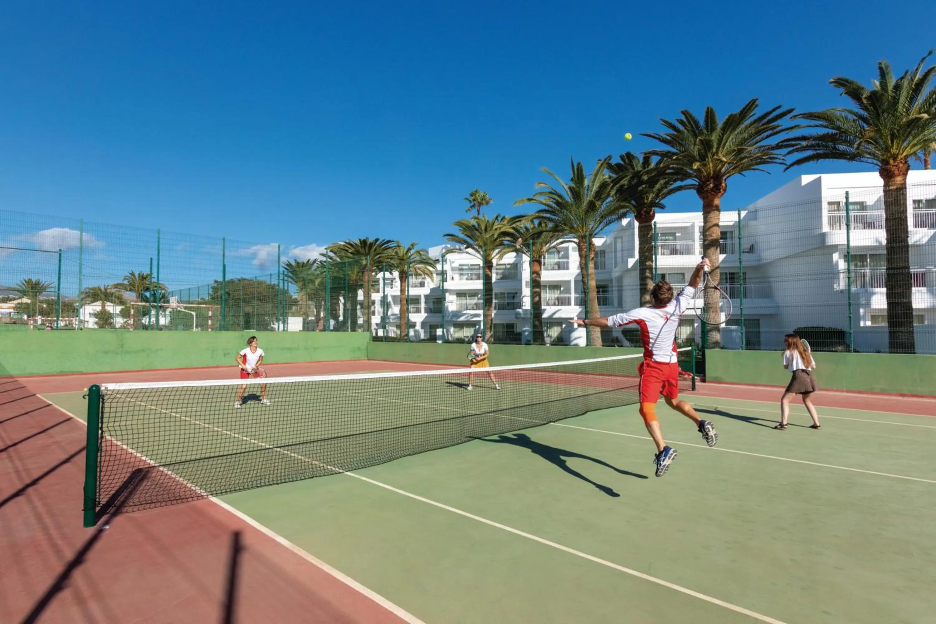 Activities in Hotel Riu Paraiso Lanzarote - All Inclusive