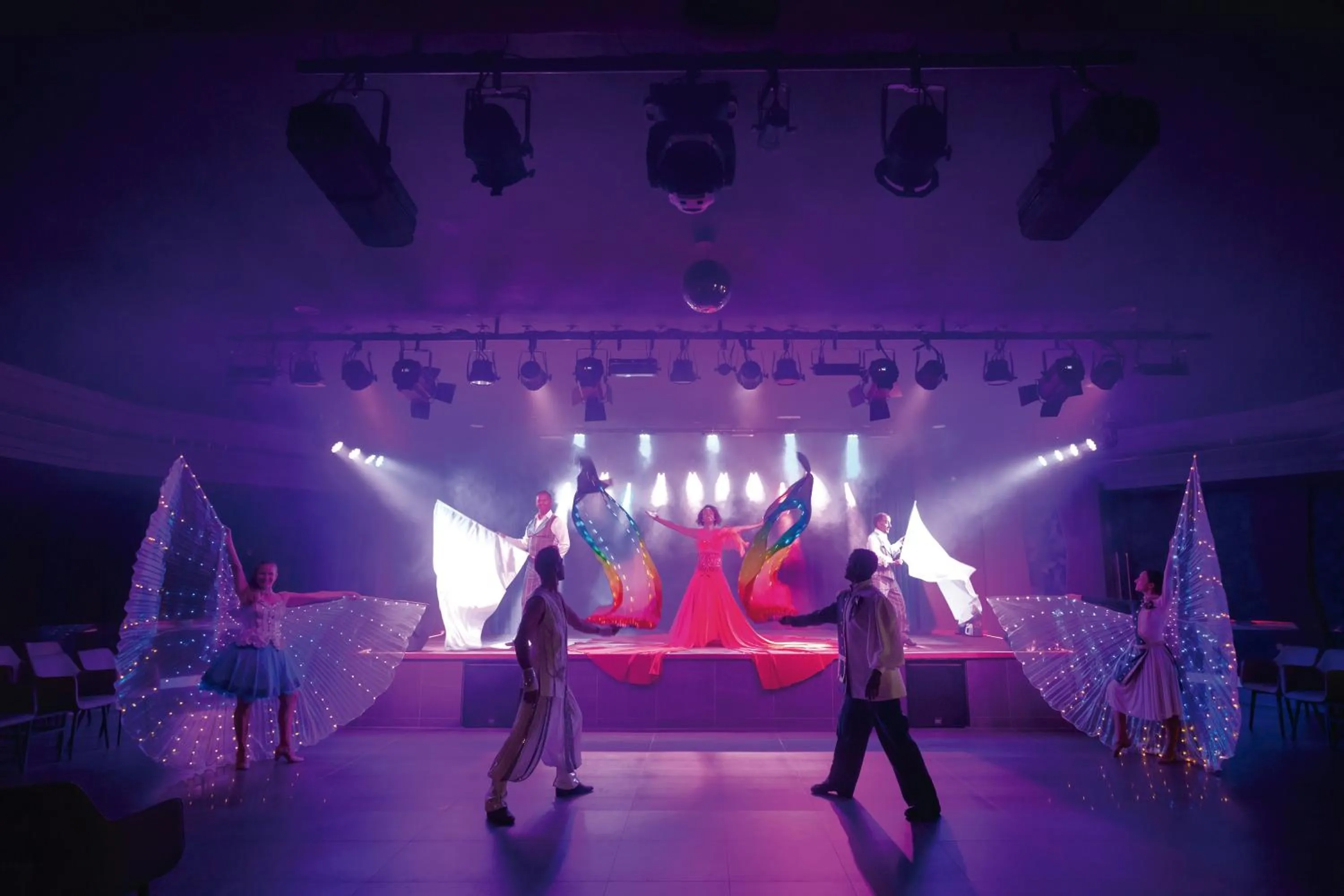 Evening entertainment in Hotel Riu Paraiso Lanzarote - All Inclusive