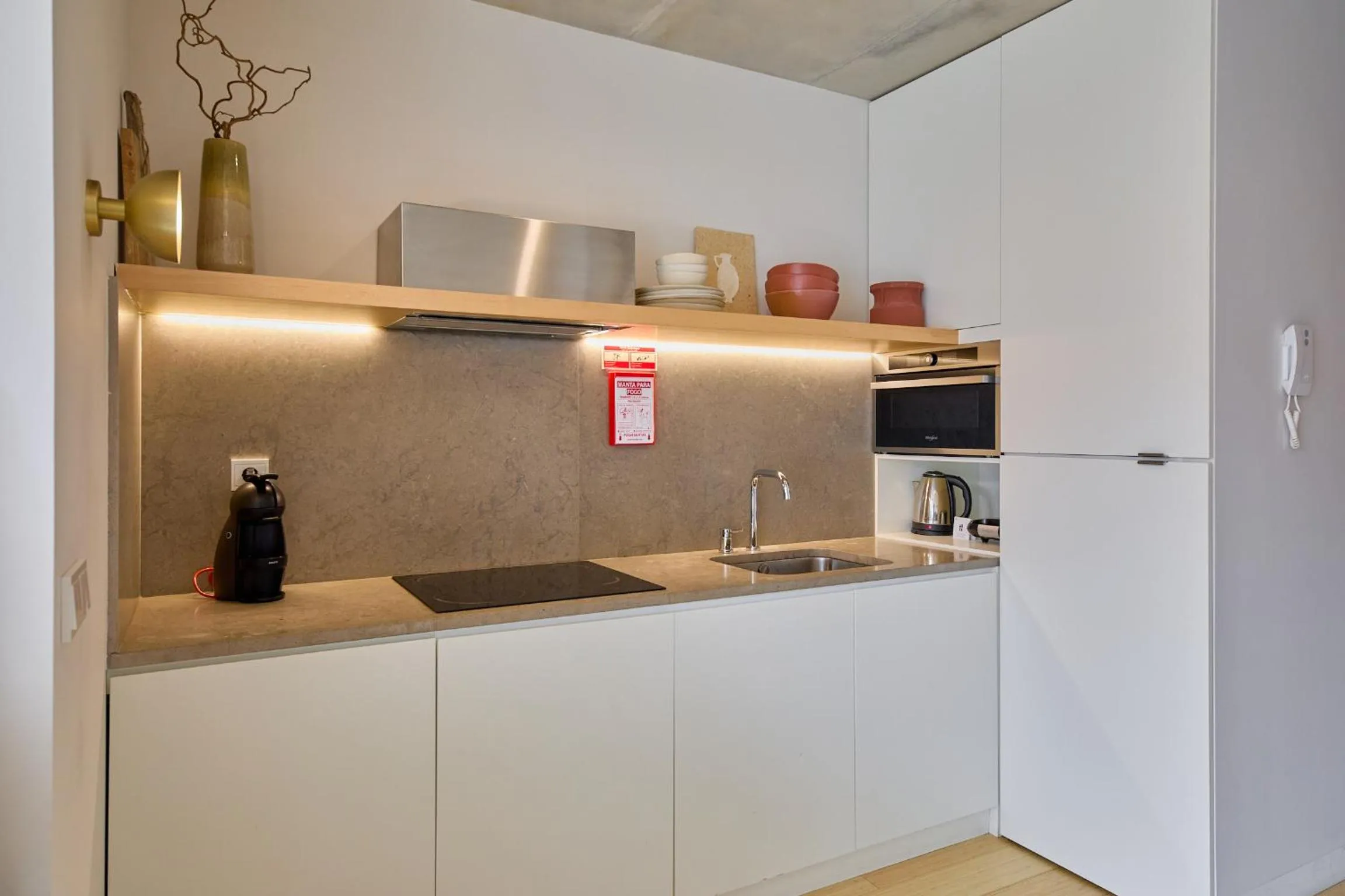 kitchen in Oporto Maison Anselmo