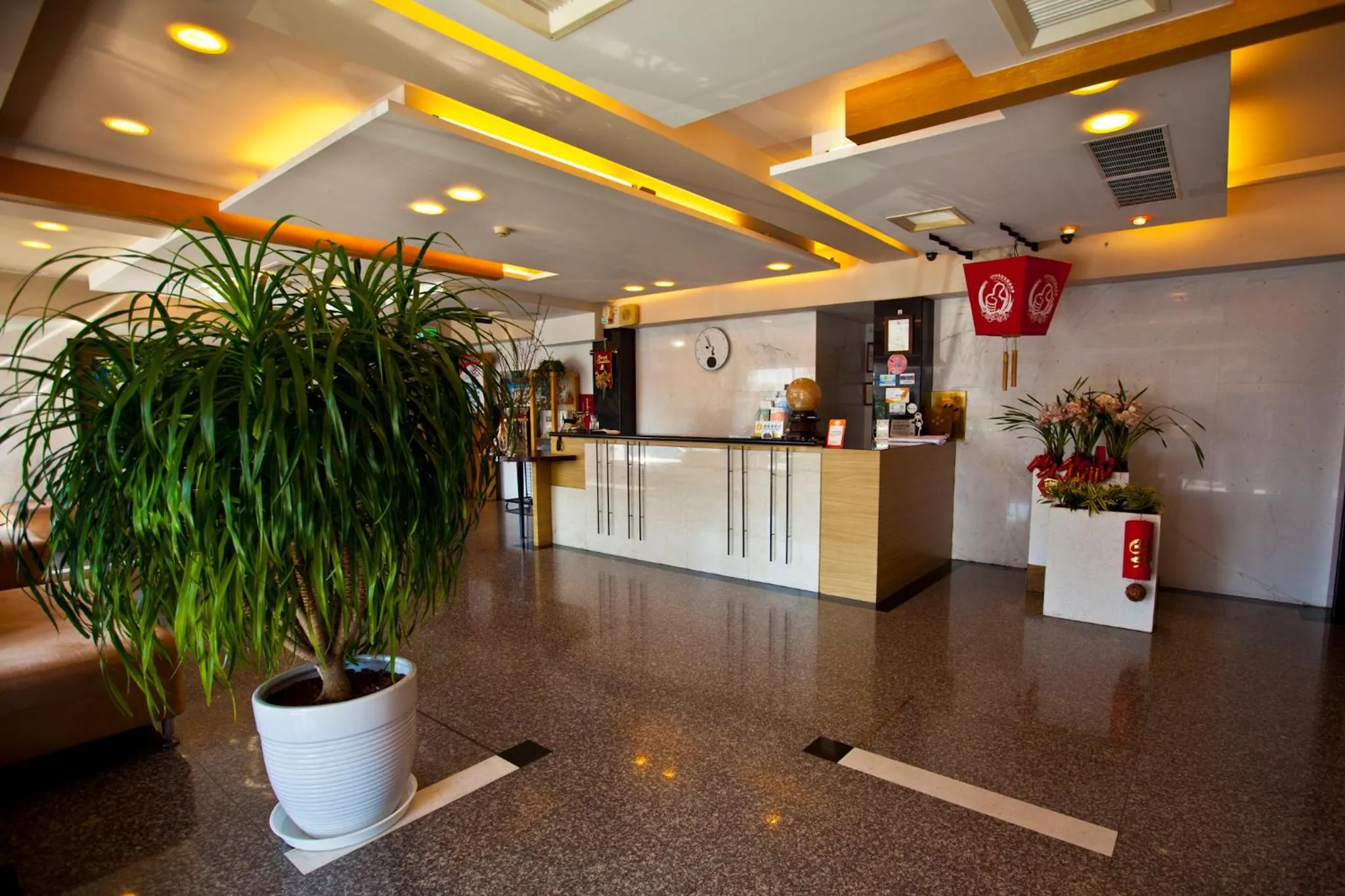 Lobby or reception in Tian Long Hotel