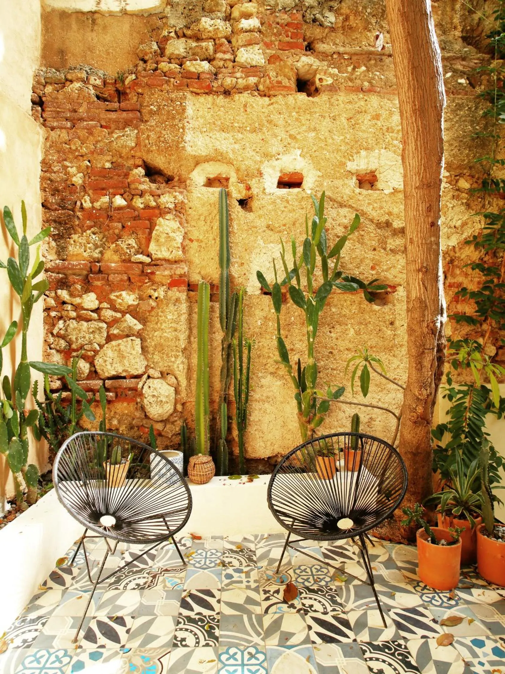 Garden in FIXIE LOFTS - Colonial Villa Suites with Pool