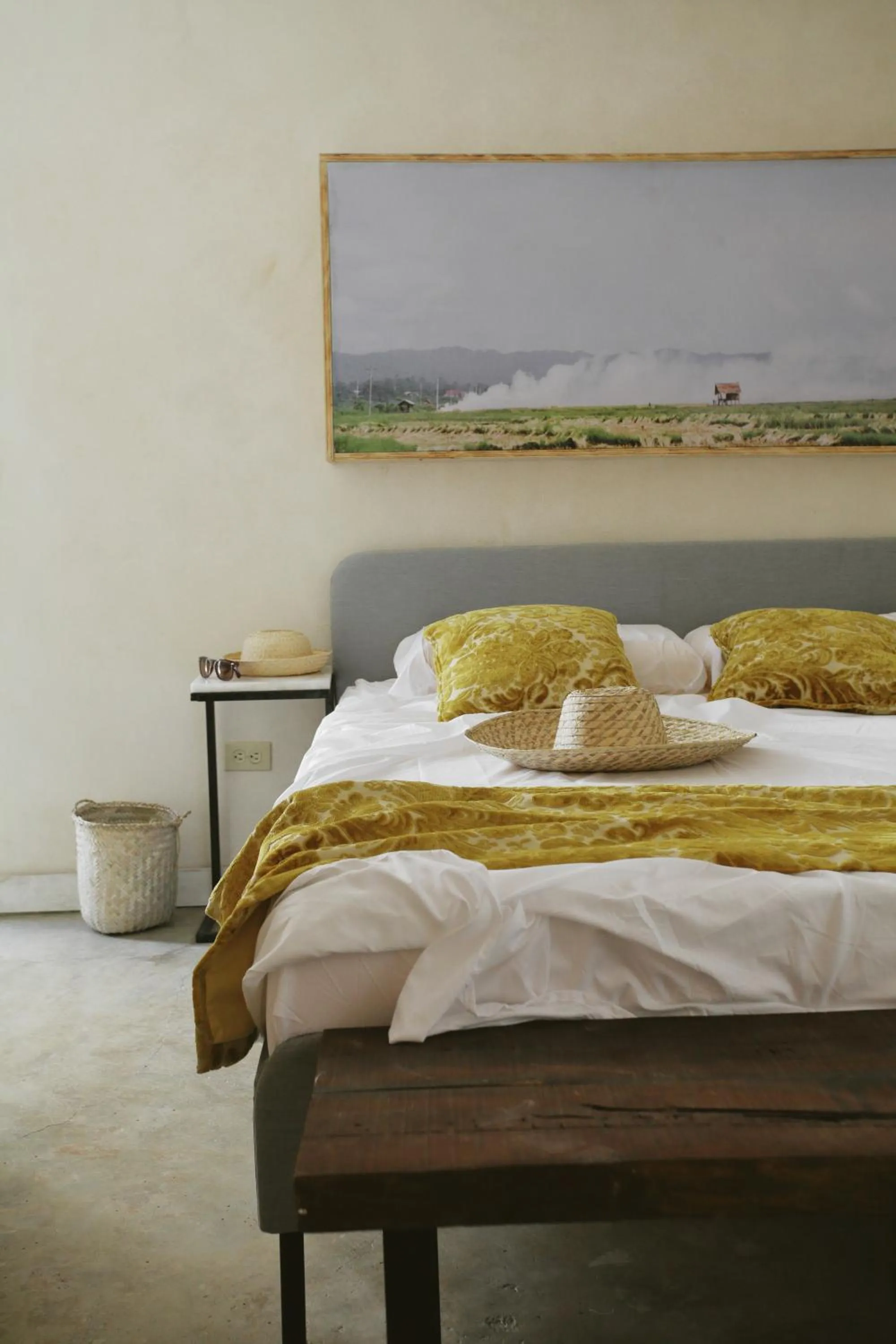 Bed in FIXIE LOFTS - Colonial Villa Suites with Pool