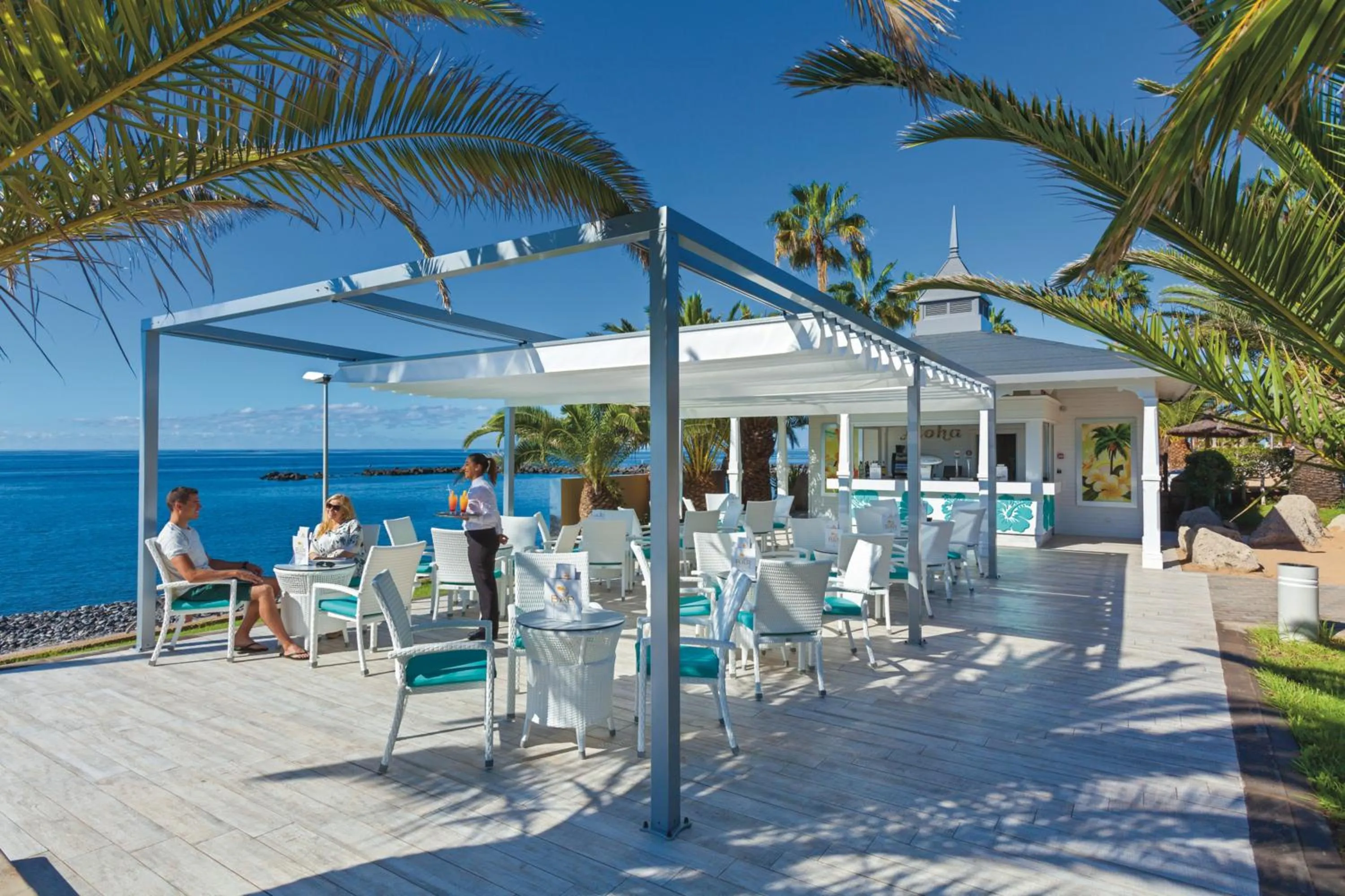 Patio in Hotel Riu Arecas - Adults Only