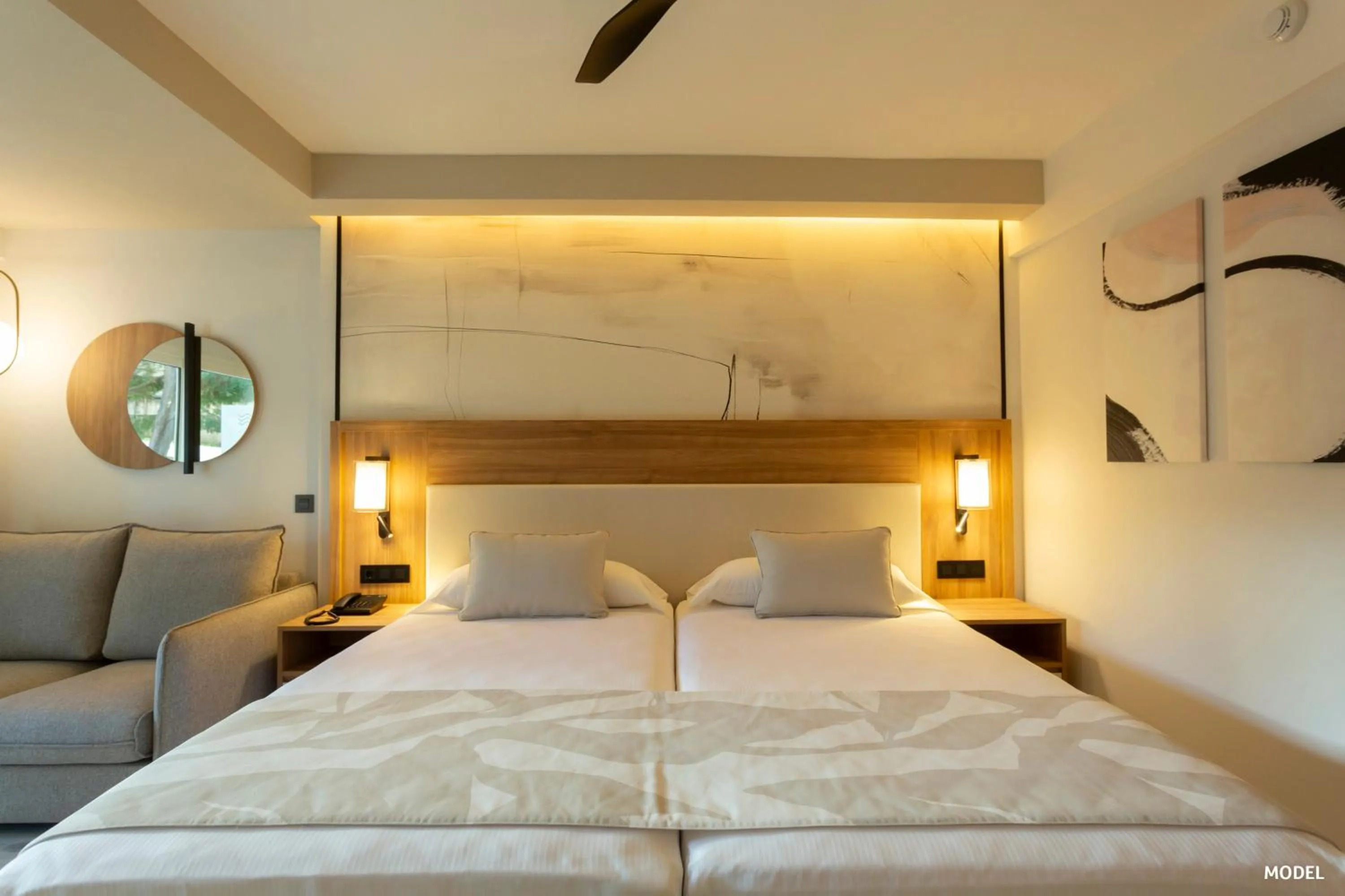 Bedroom in Hotel Riu Palace Nautilus - Adults Only