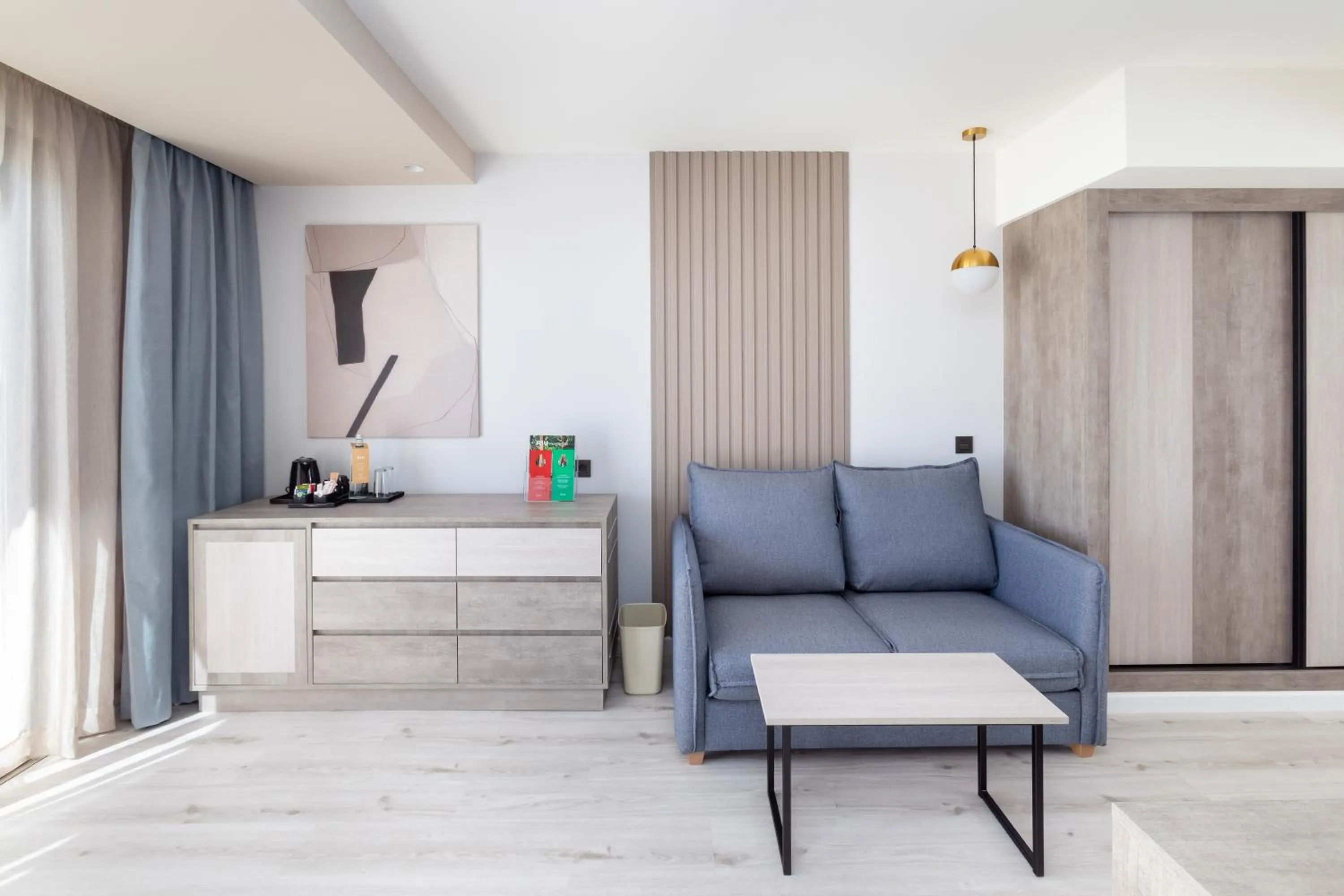 Bedroom in Hotel Riu Palace Calypso - Adults Only