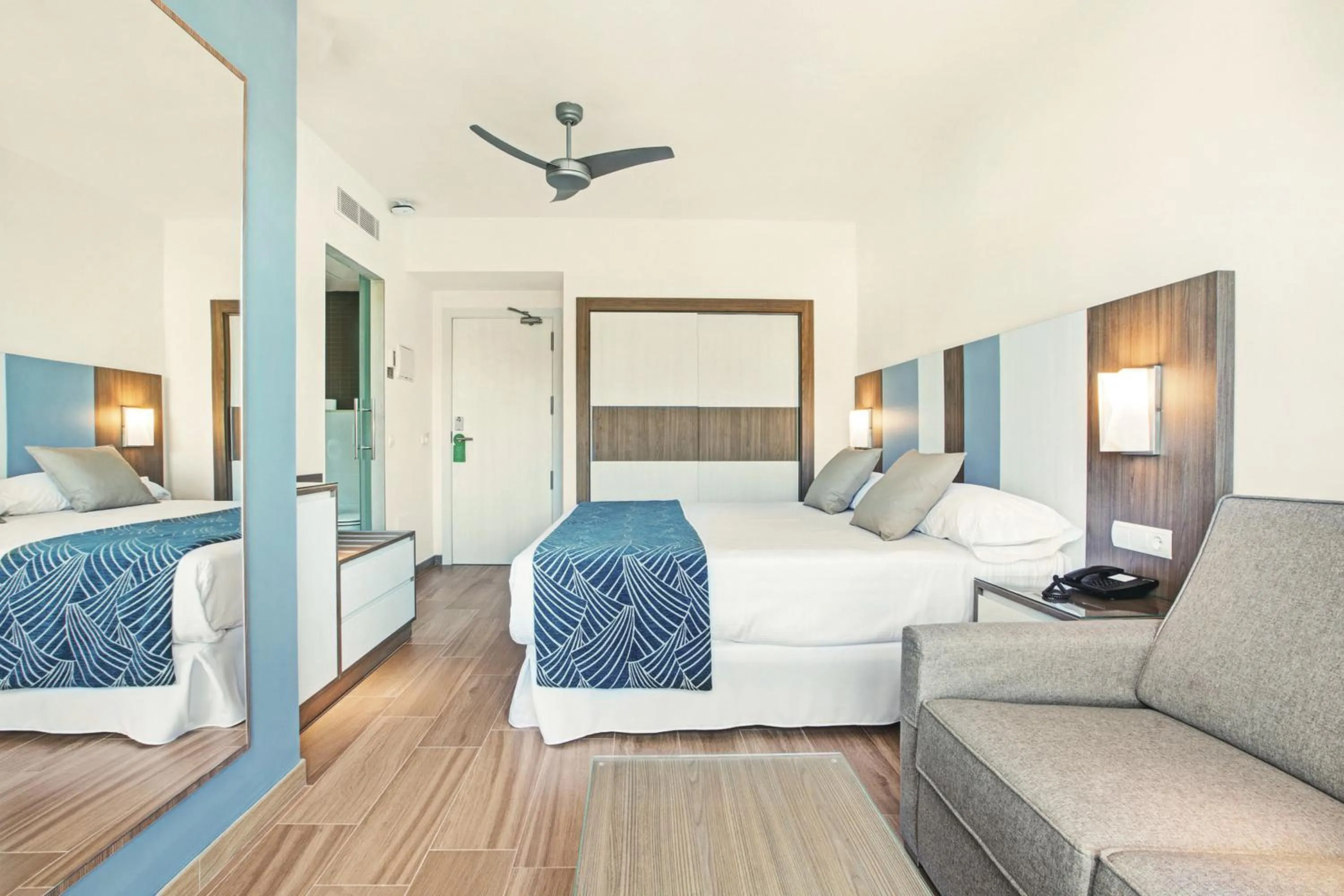 Bed in Hotel Riu Festival