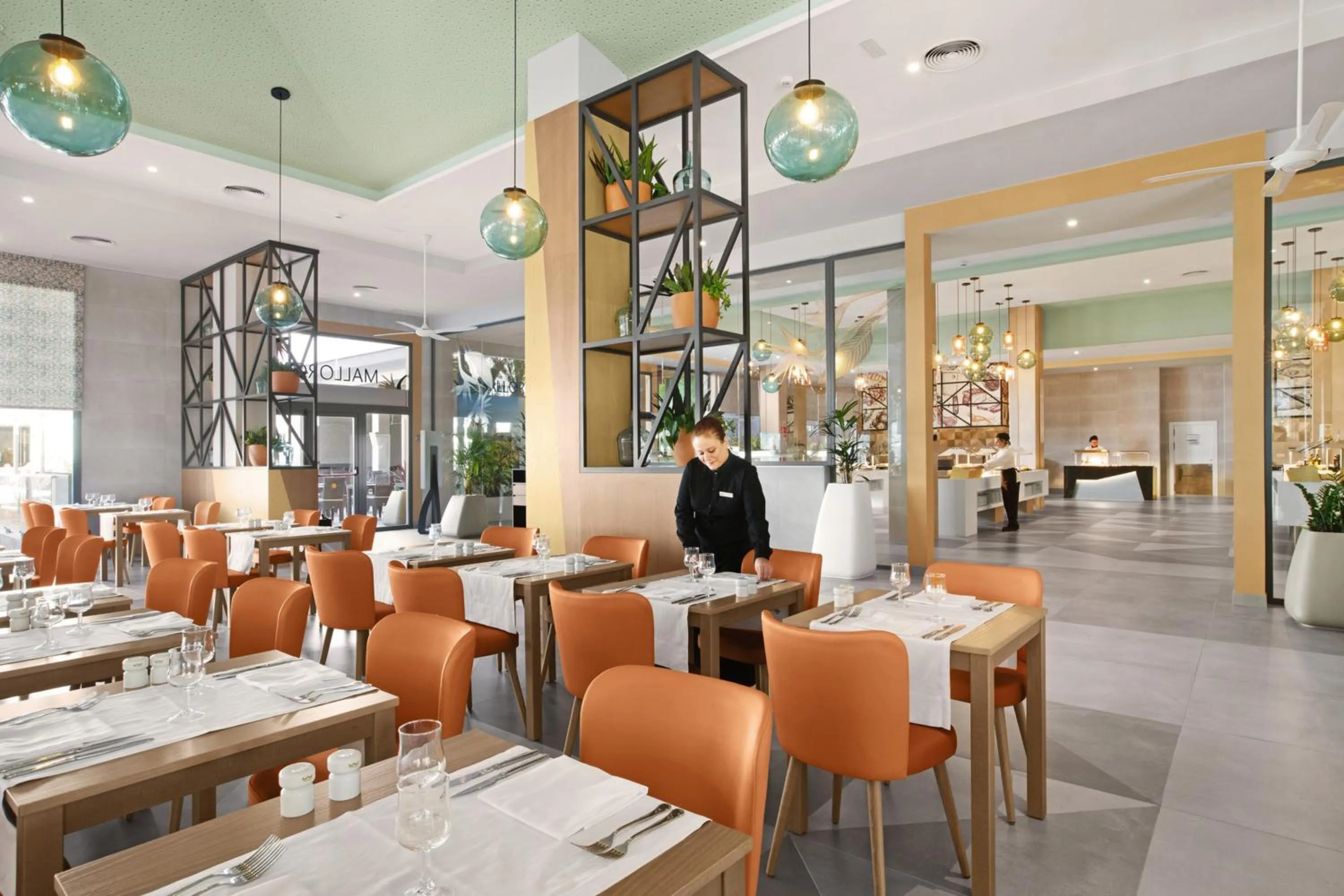 Restaurant/places to eat in Hotel Riu Playa Park - 0'0 All Inclusive