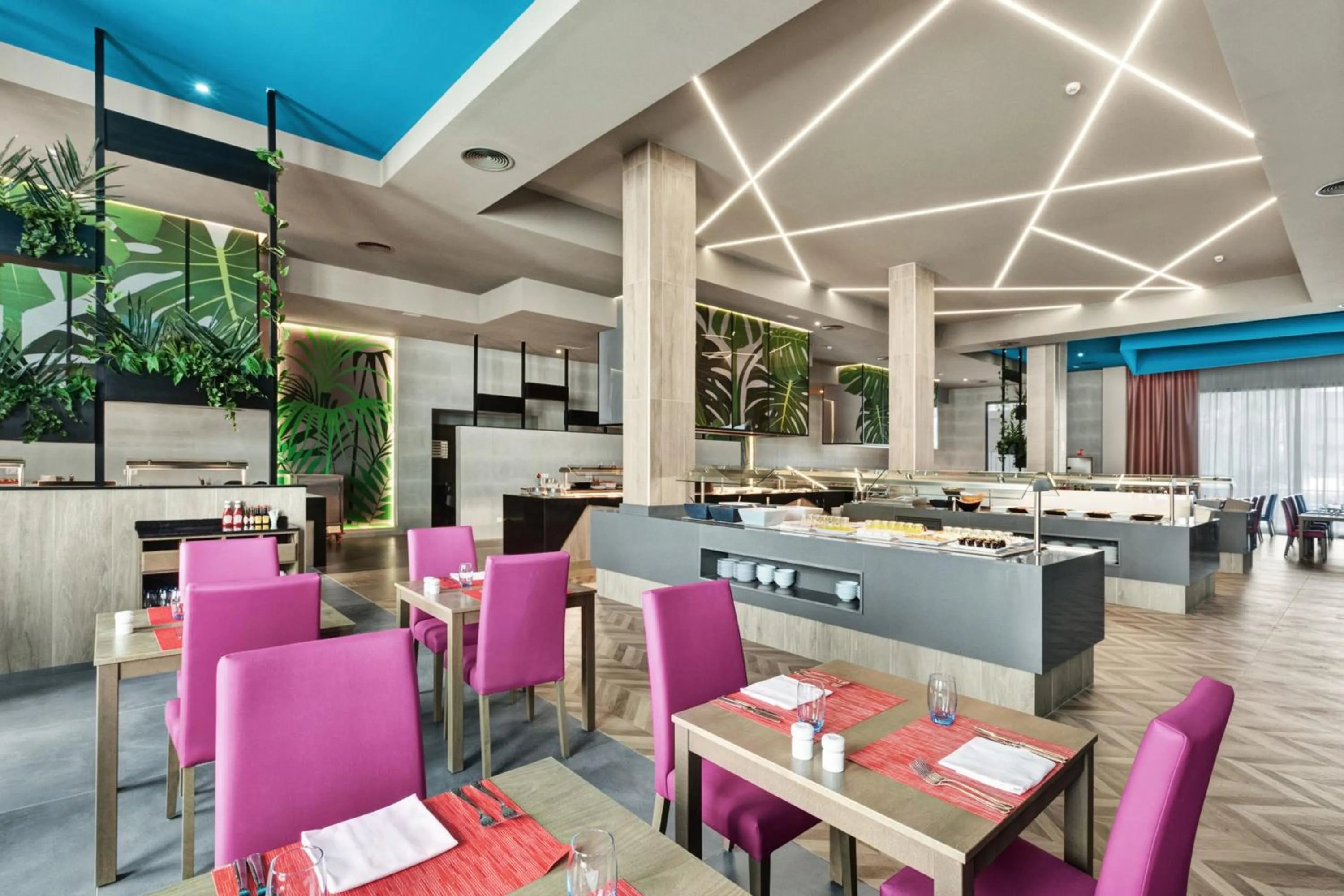 Restaurant/places to eat in Hotel Riu Playa Park - 0'0 All Inclusive