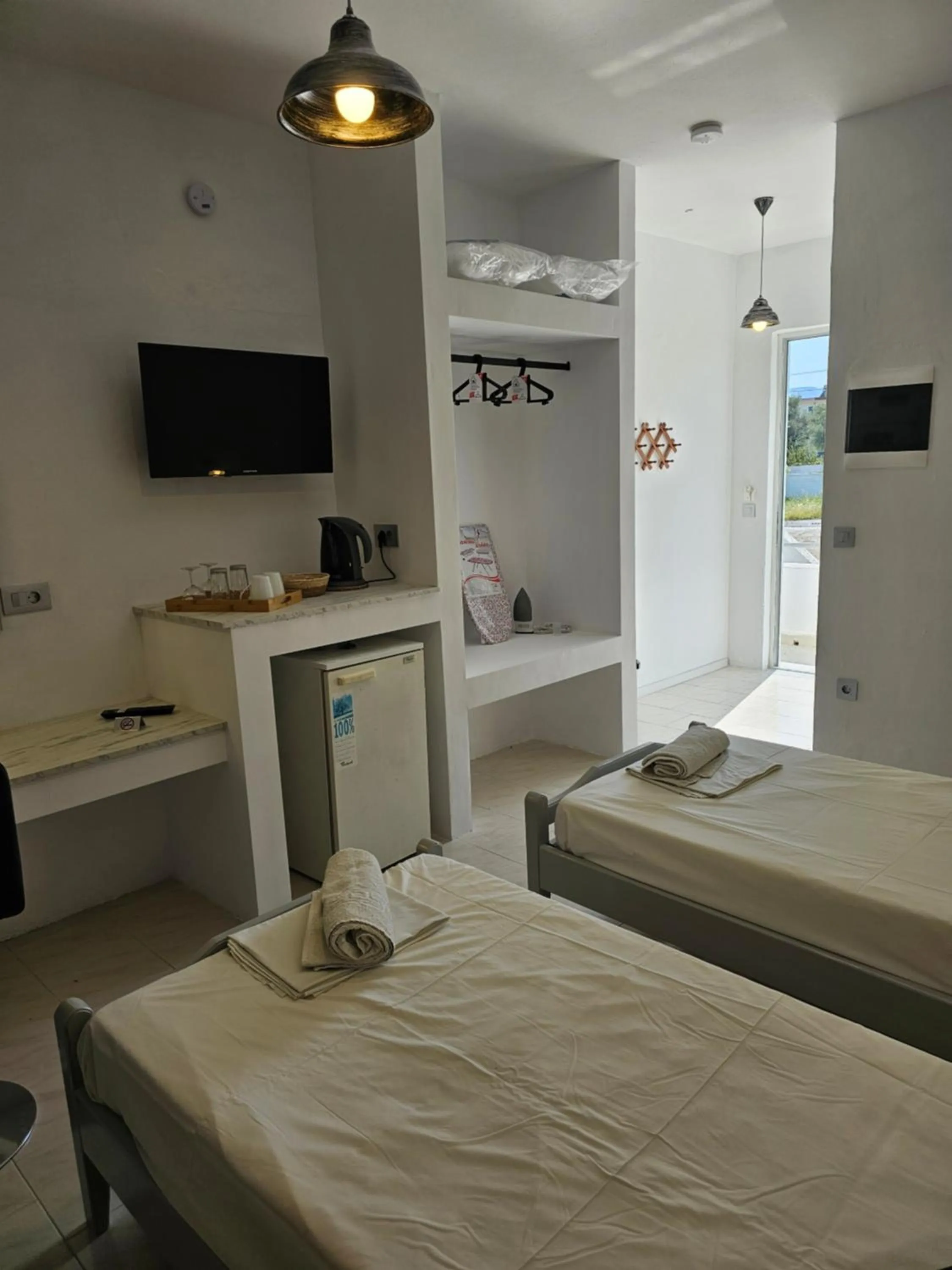 Bedroom, Bed in Lisabeth Apartments