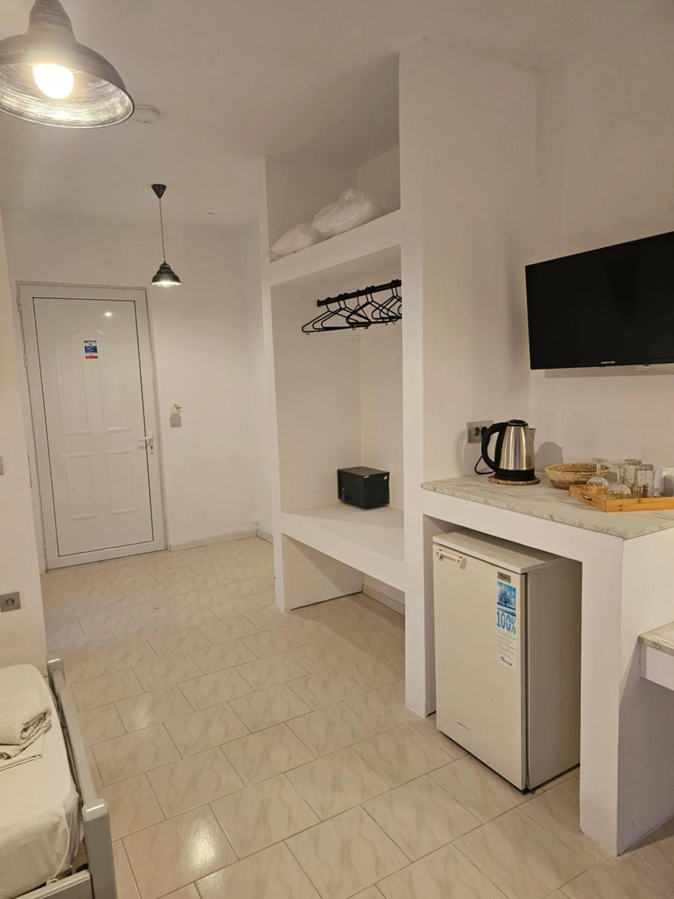 Bedroom in Lisabeth Apartments