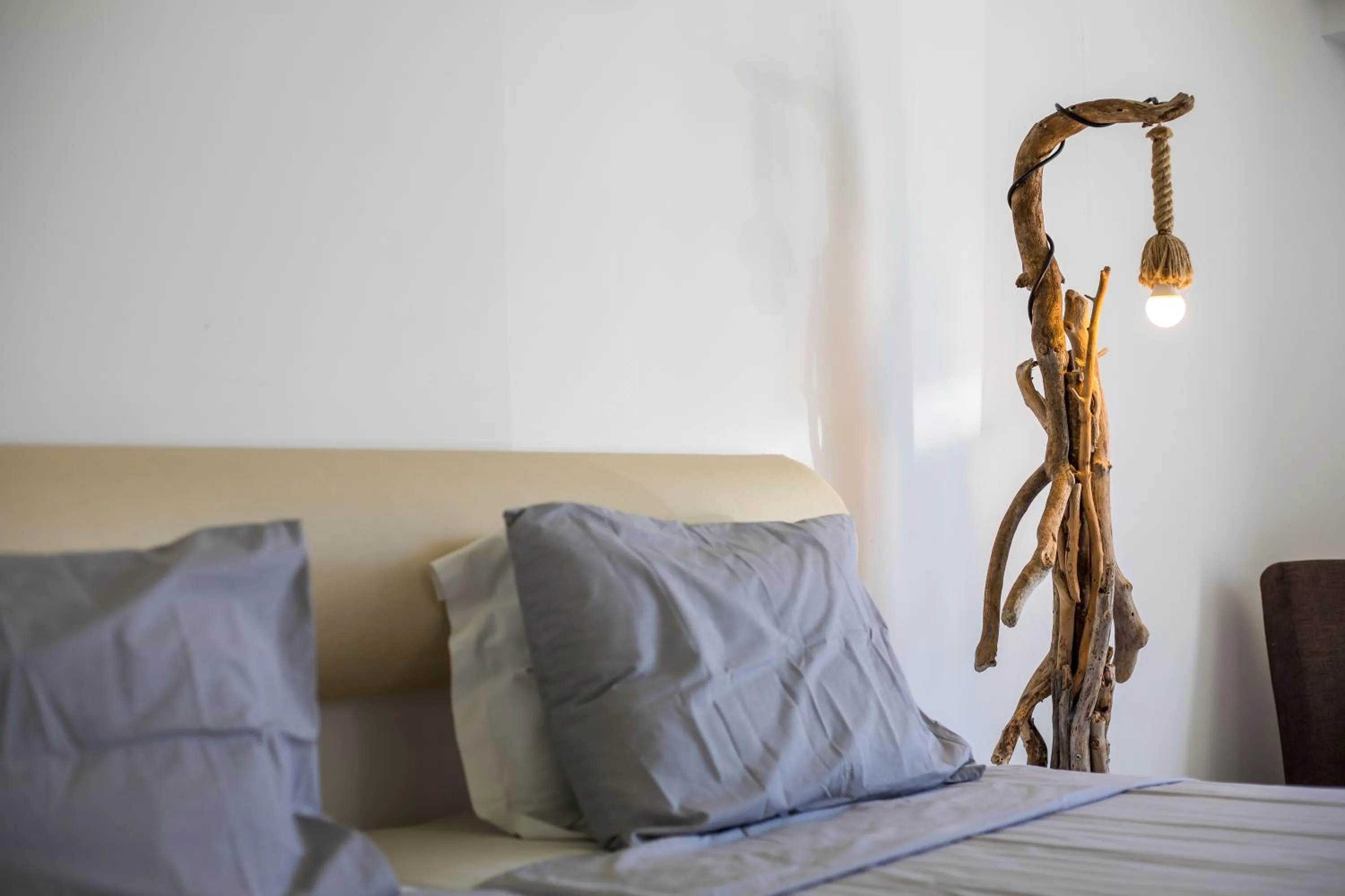 Bed in Lisabeth Apartments