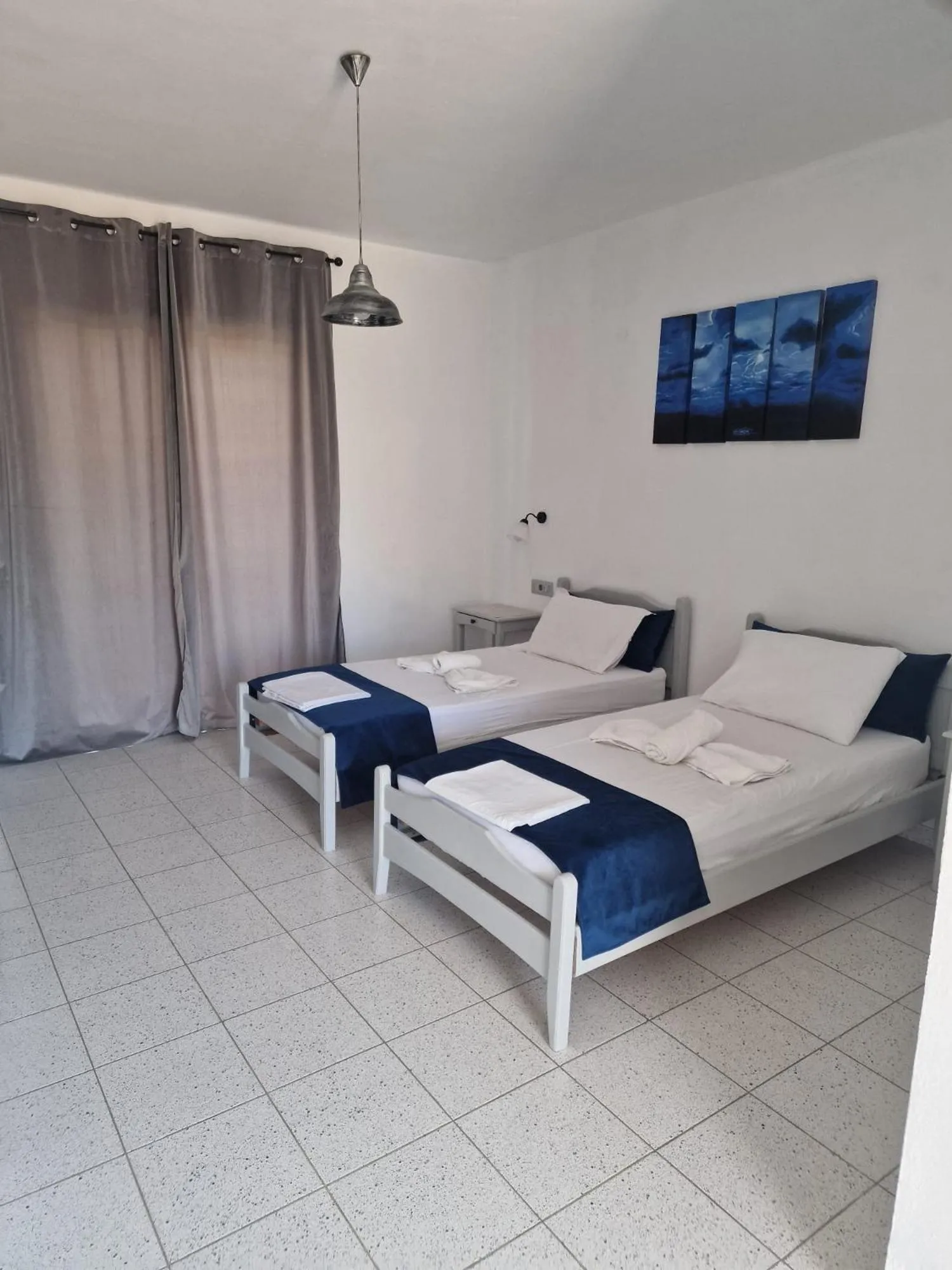 Bed in Lisabeth Apartments