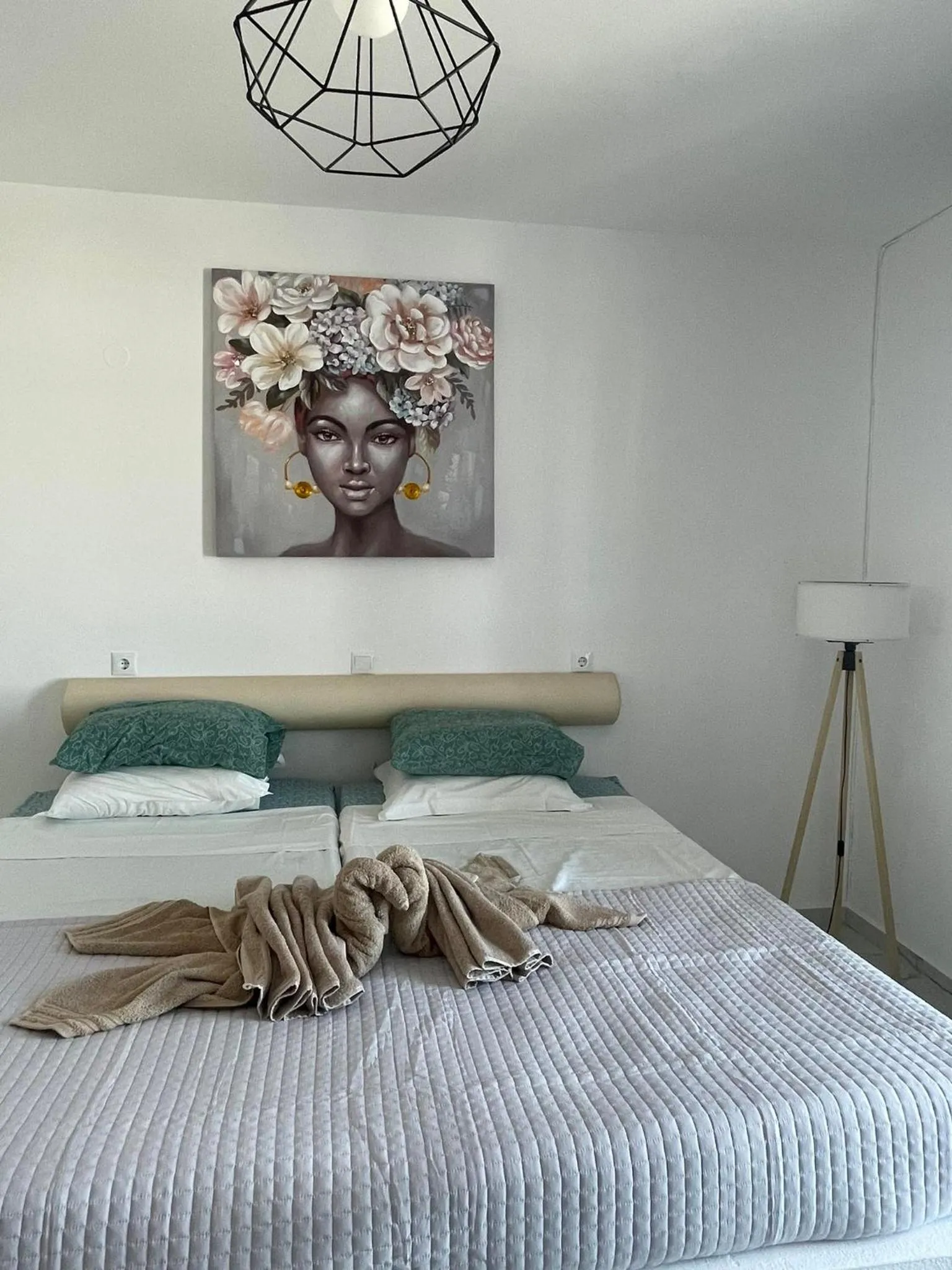 Bedroom, Bed in Lisabeth Apartments