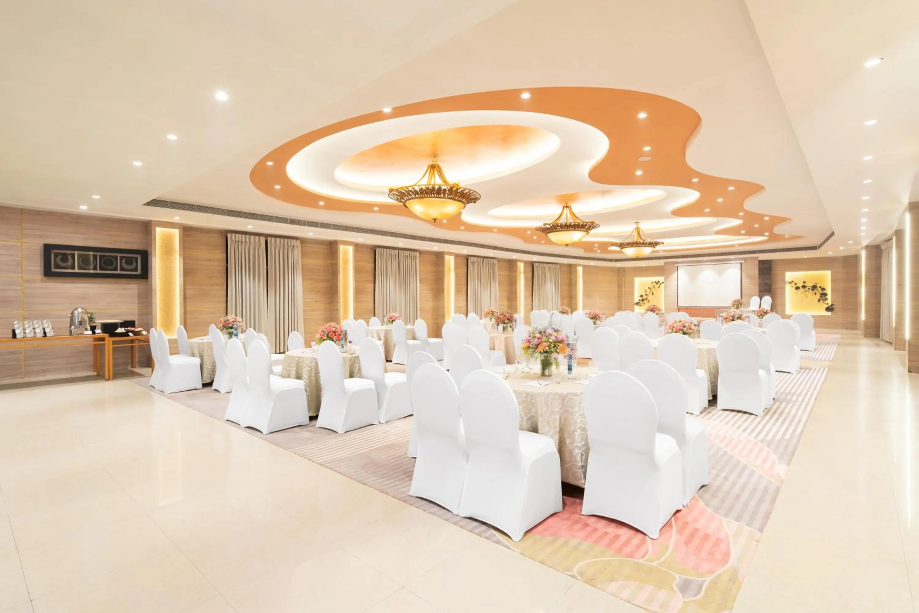 Nidhivan Sarovar Portico Vrindavan