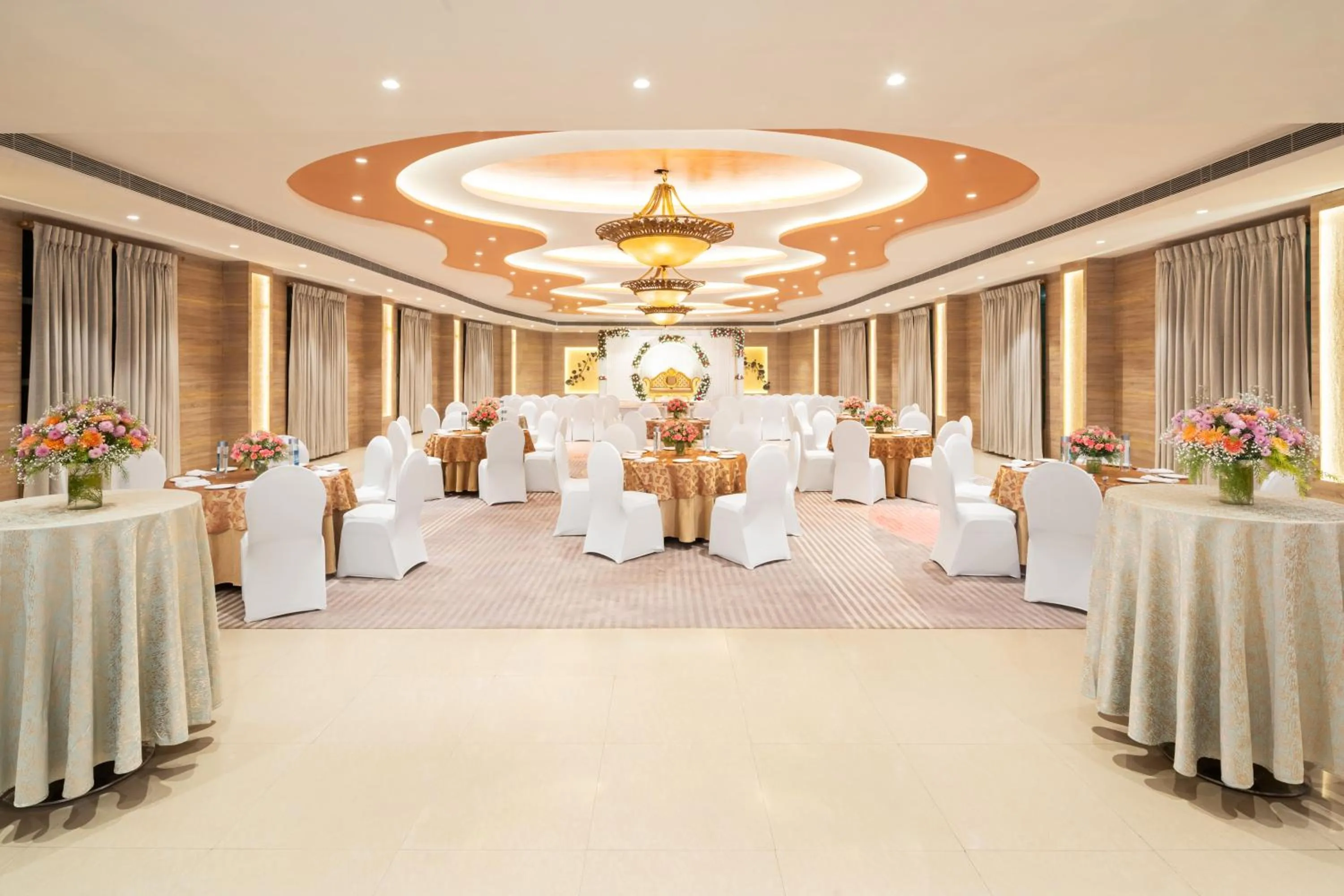 Nidhivan Sarovar Portico Vrindavan