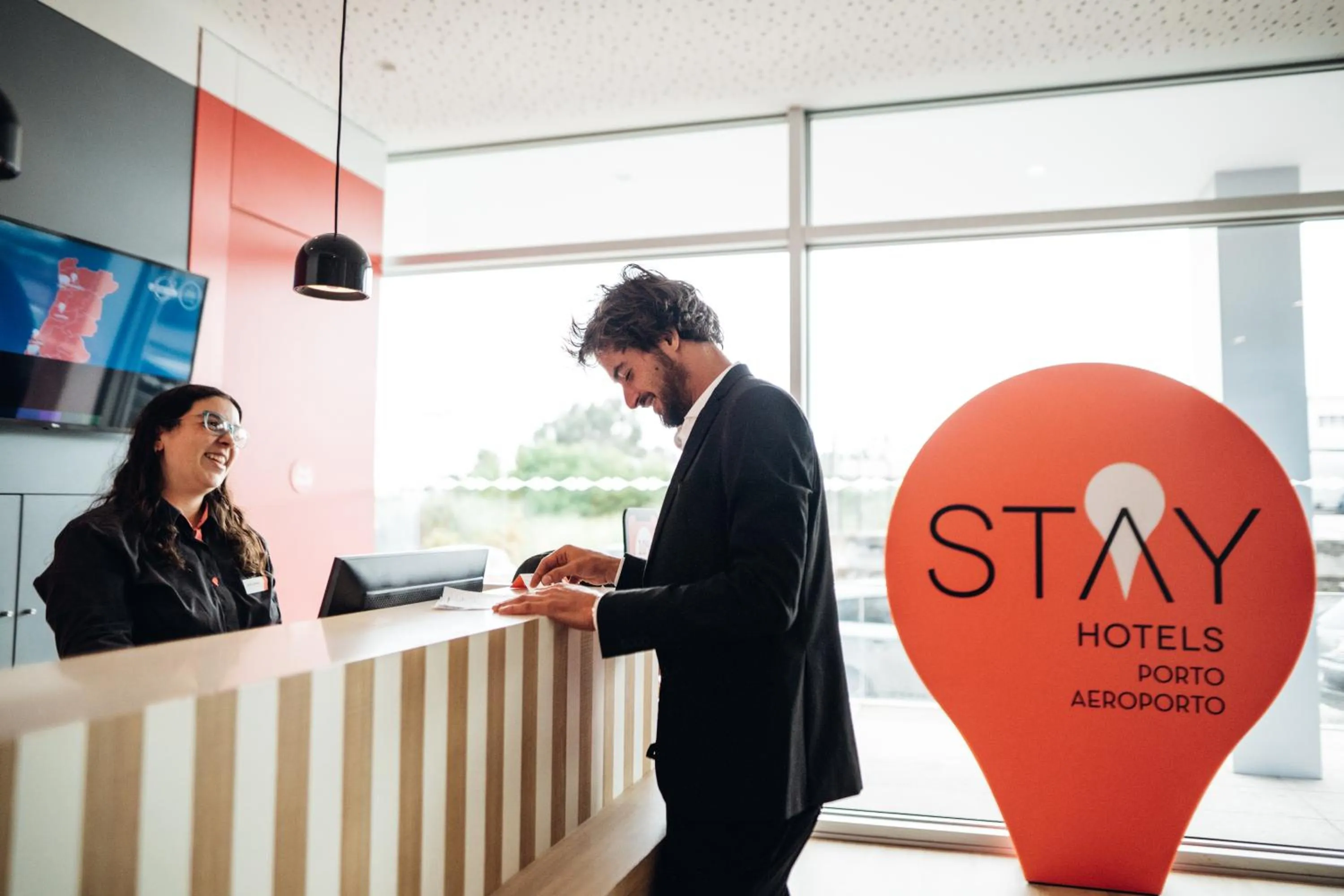 Lobby or reception in Stay Hotel Porto Aeroporto