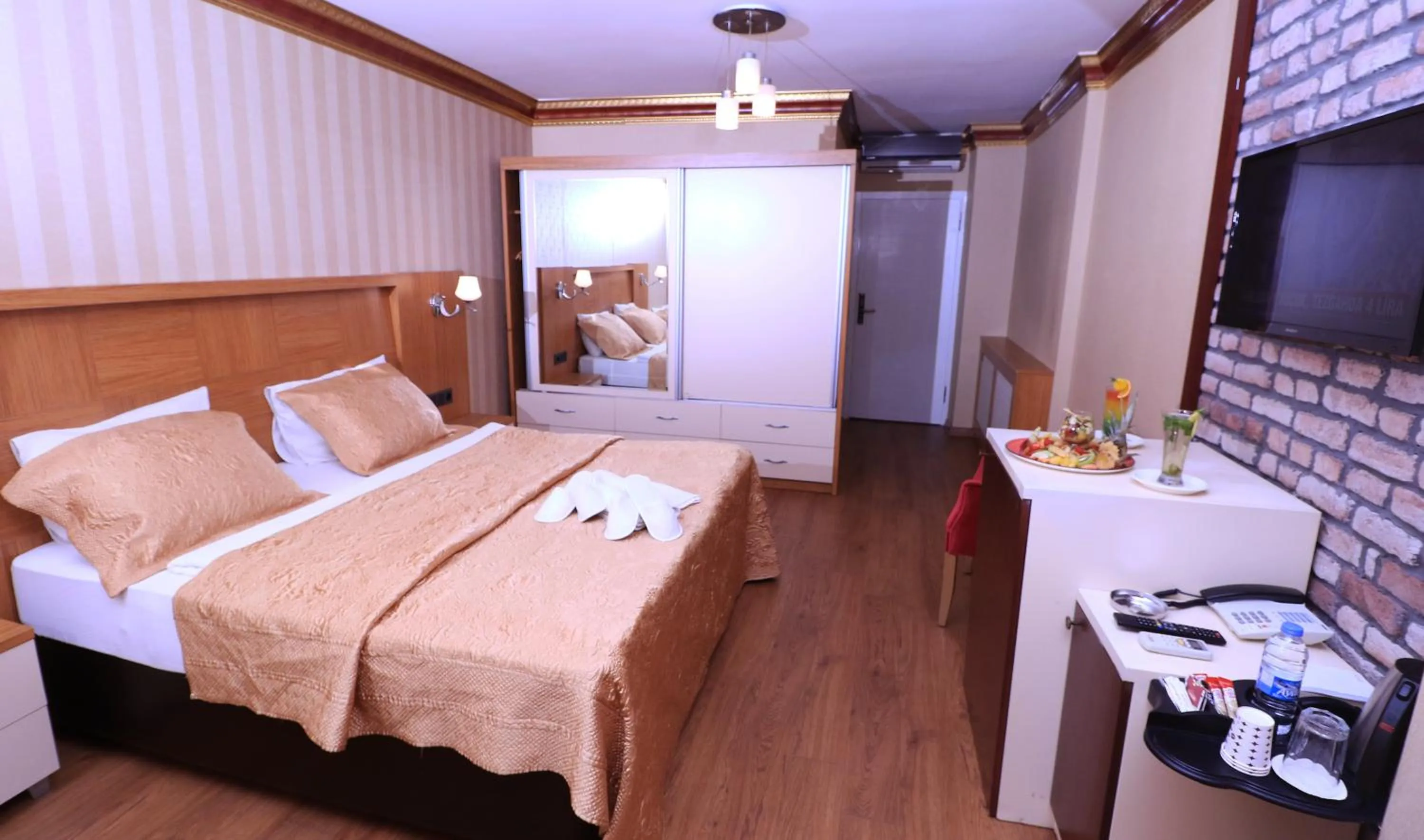 Photo of the whole room, Bed in Marvell City Otel