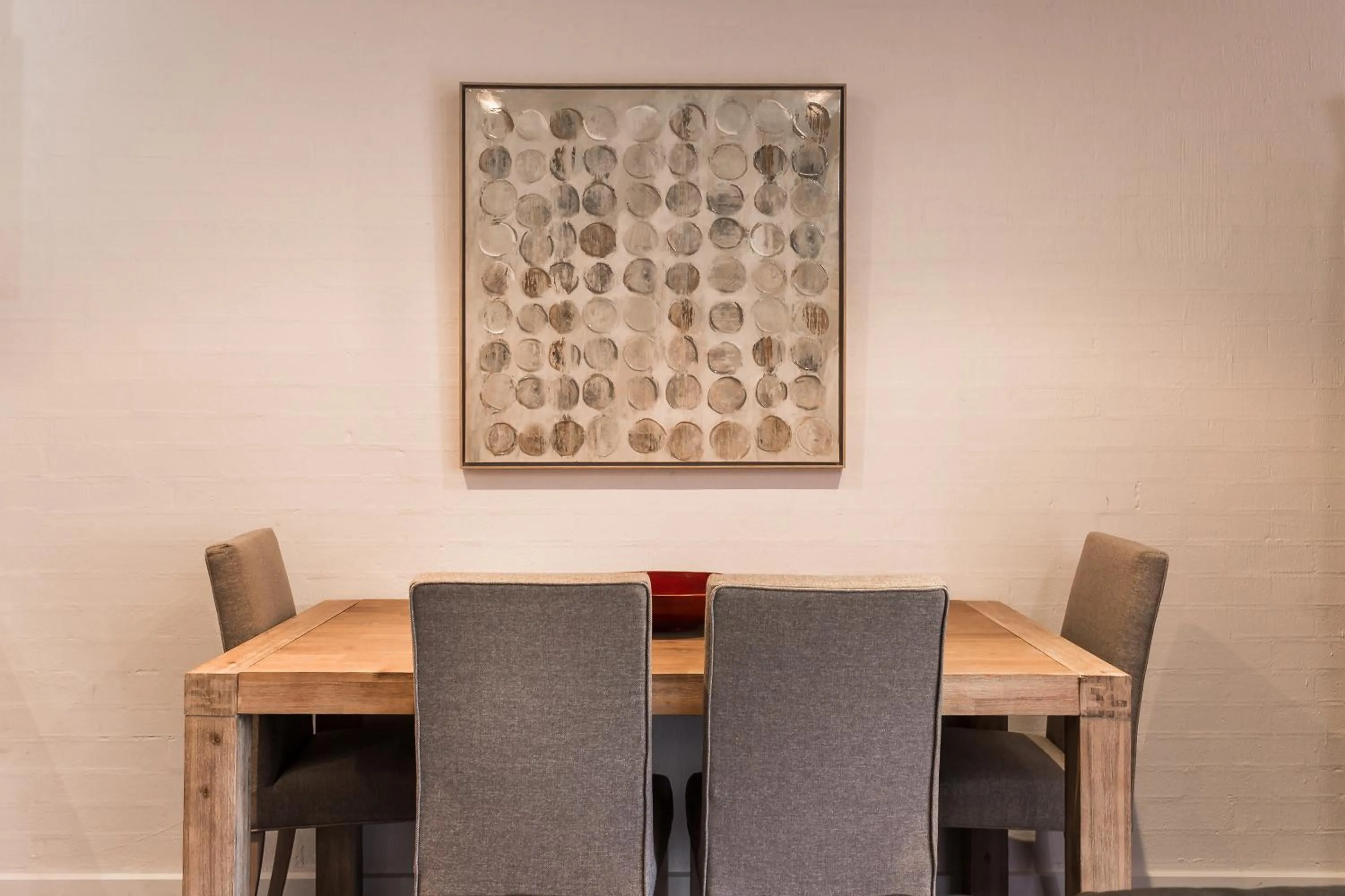 Dining area in Blazing Stump Motel & Suites