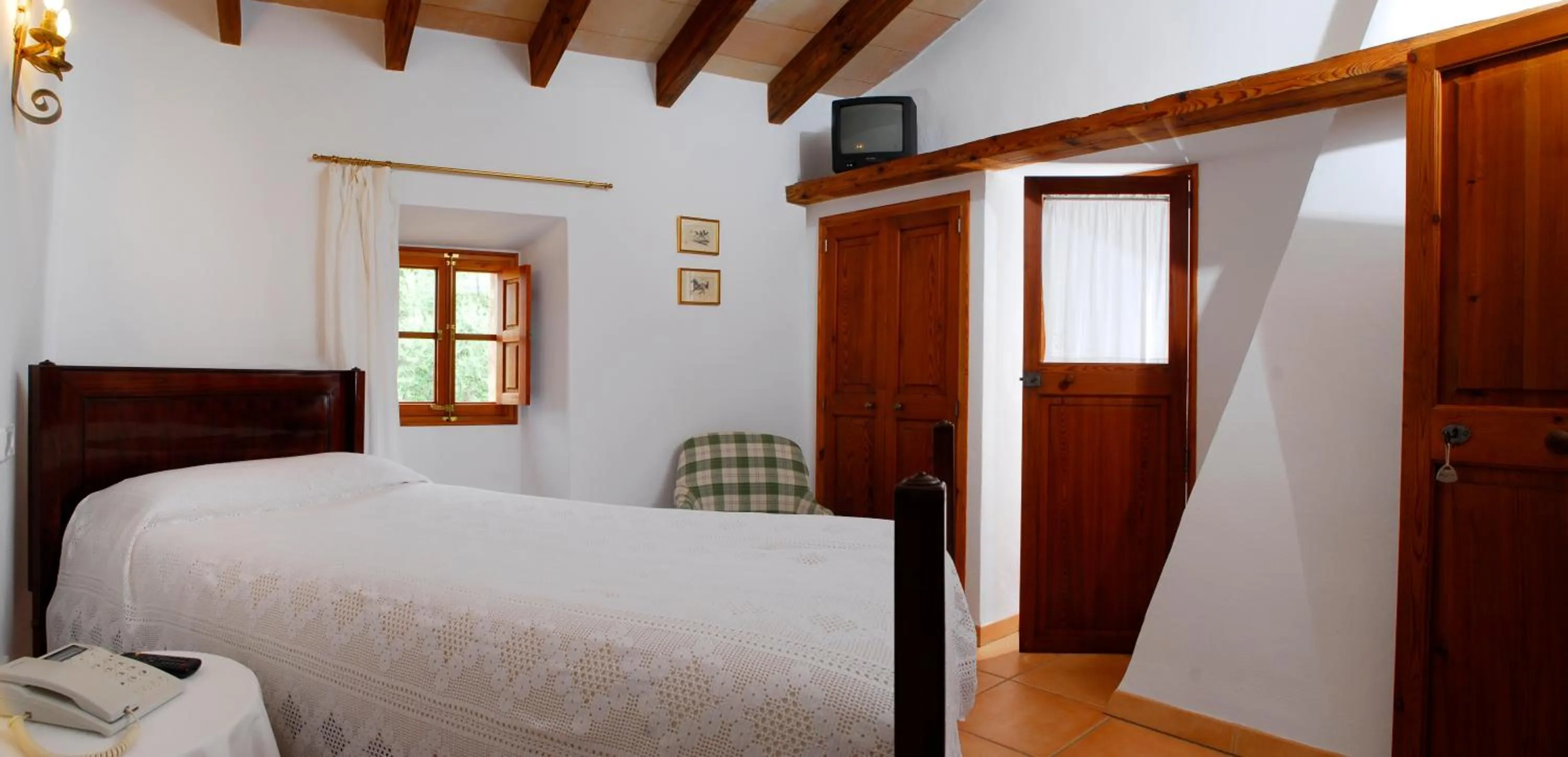 Photo of the whole room, Bed in Hotel Son Cosmet