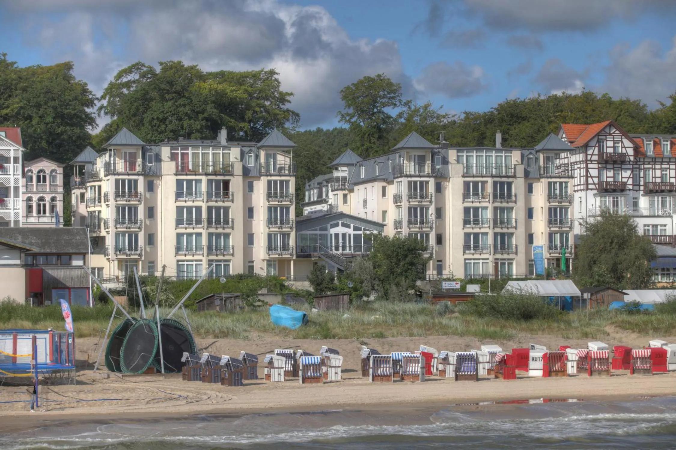 Facade/entrance in SEETELHOTEL Ostseeresidenz Bansin