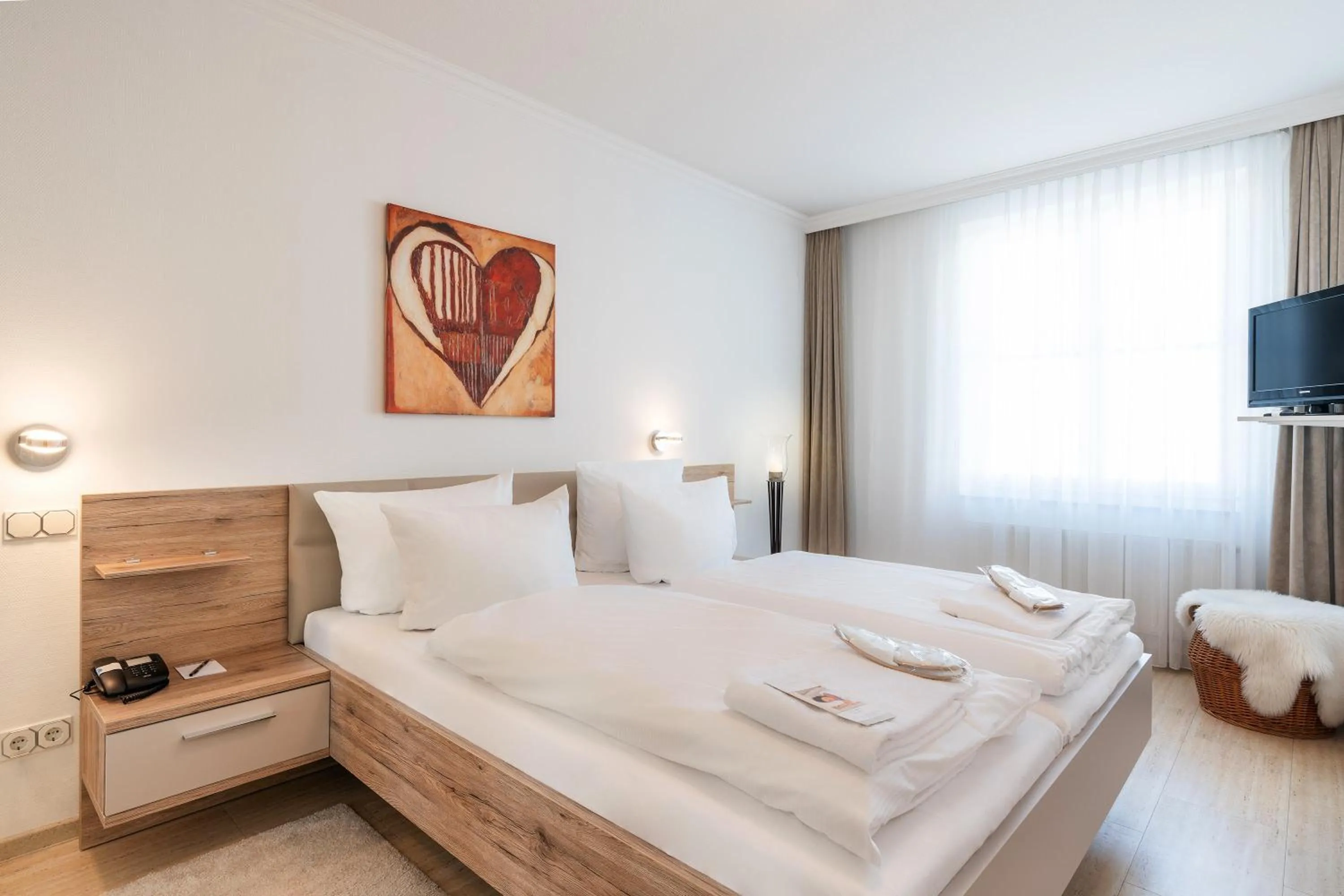 Photo of the whole room, Bed in SEETELHOTEL Ostseeresidenz Heringsdorf