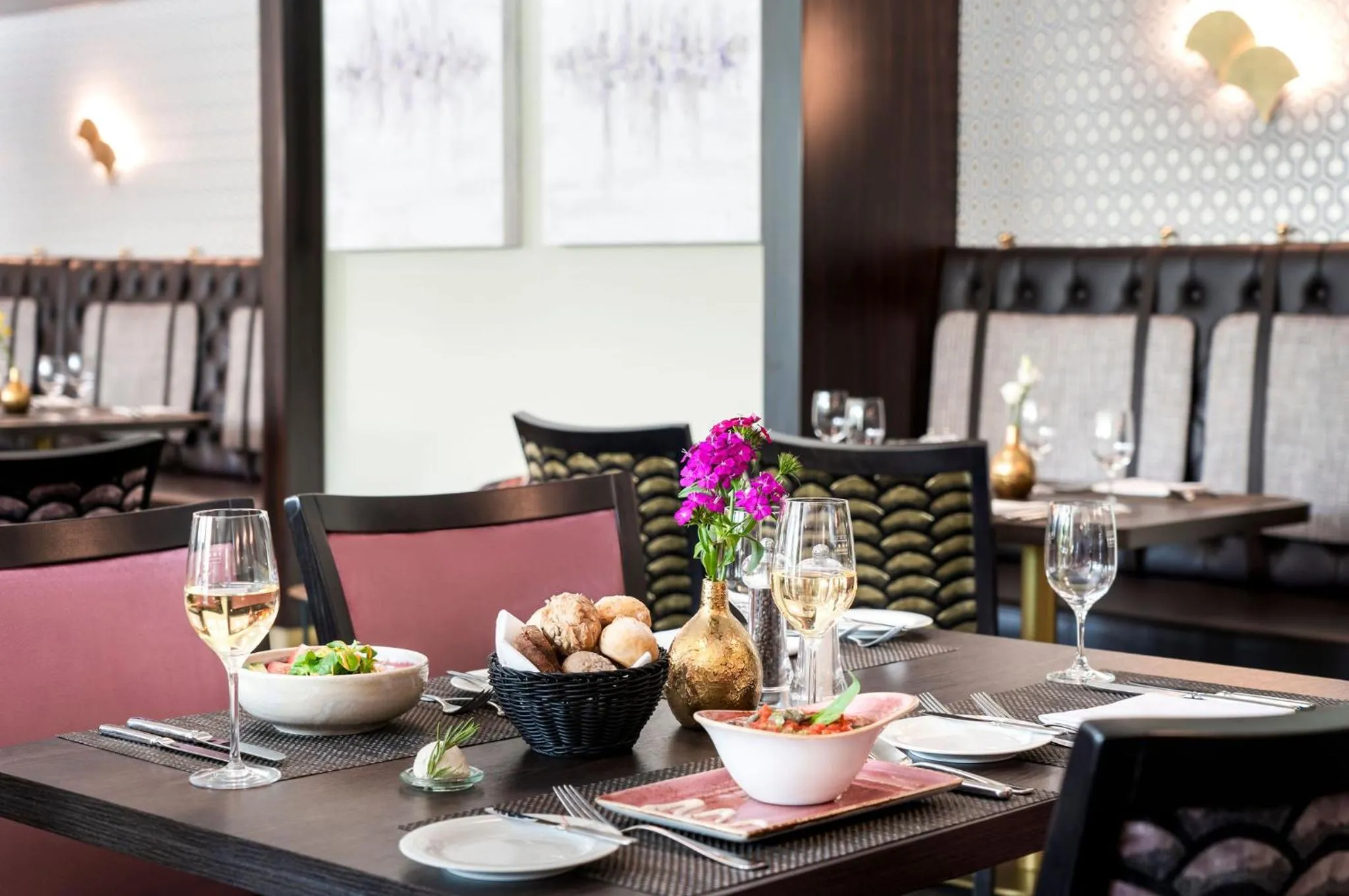 Restaurant/places to eat in Stadthotel am Römerturm