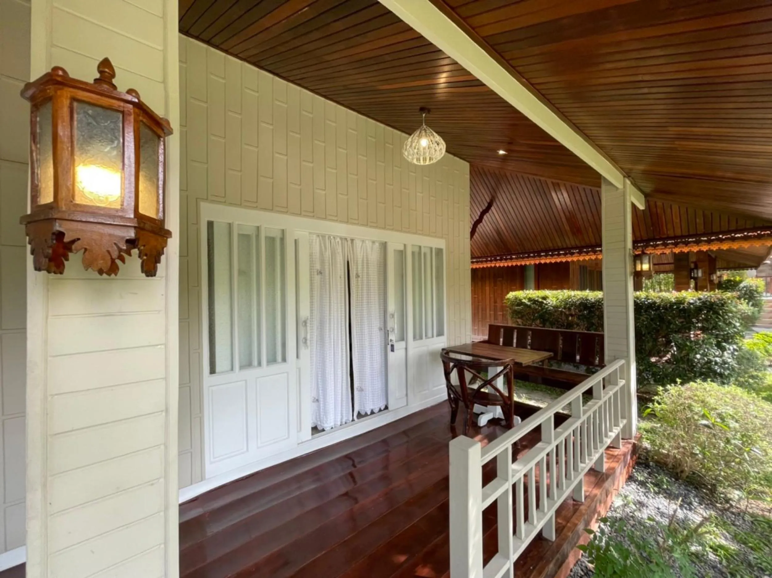 Patio in Aob-Oun Homestay