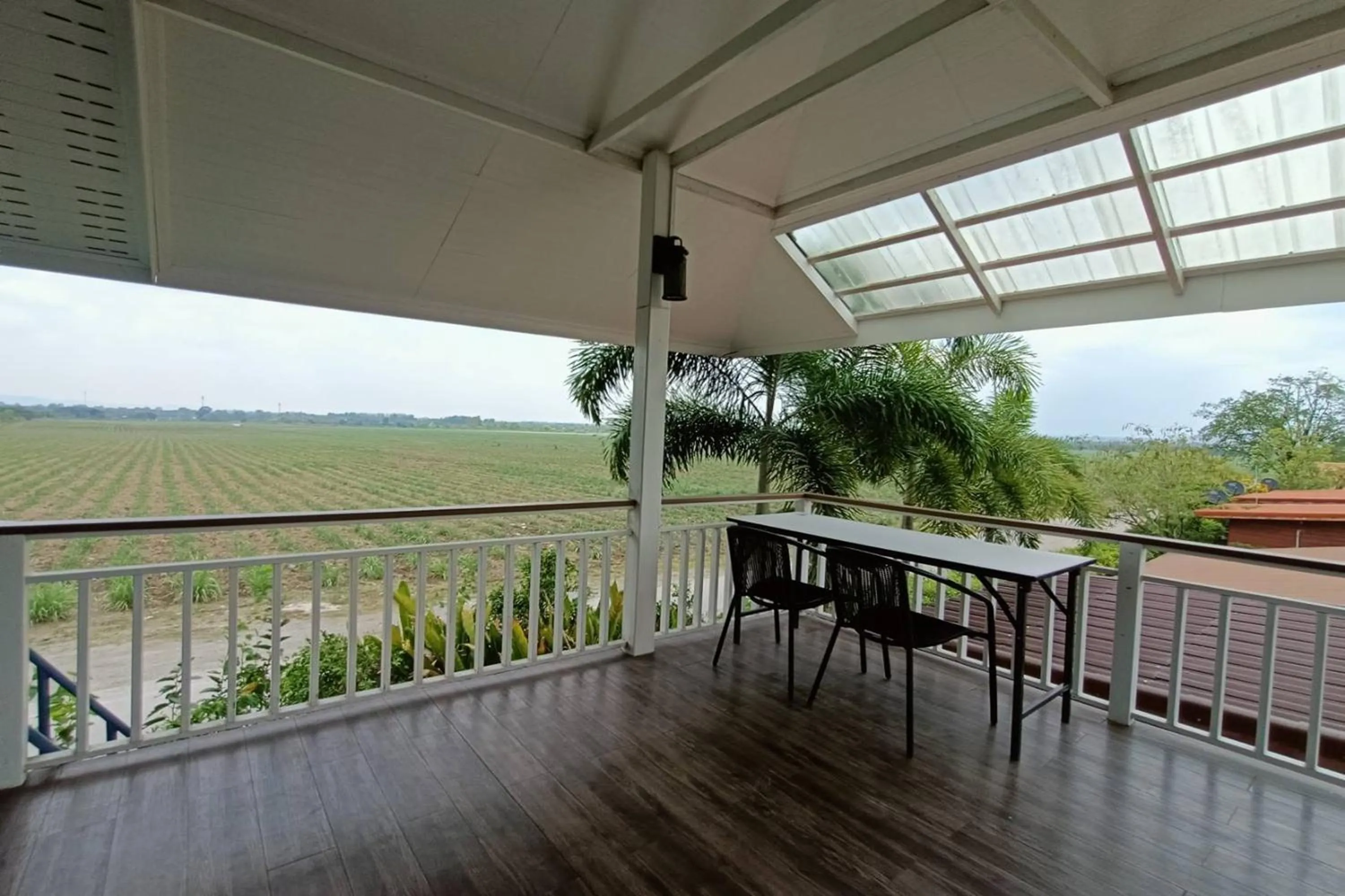 Balcony/Terrace in Aob-Oun Homestay