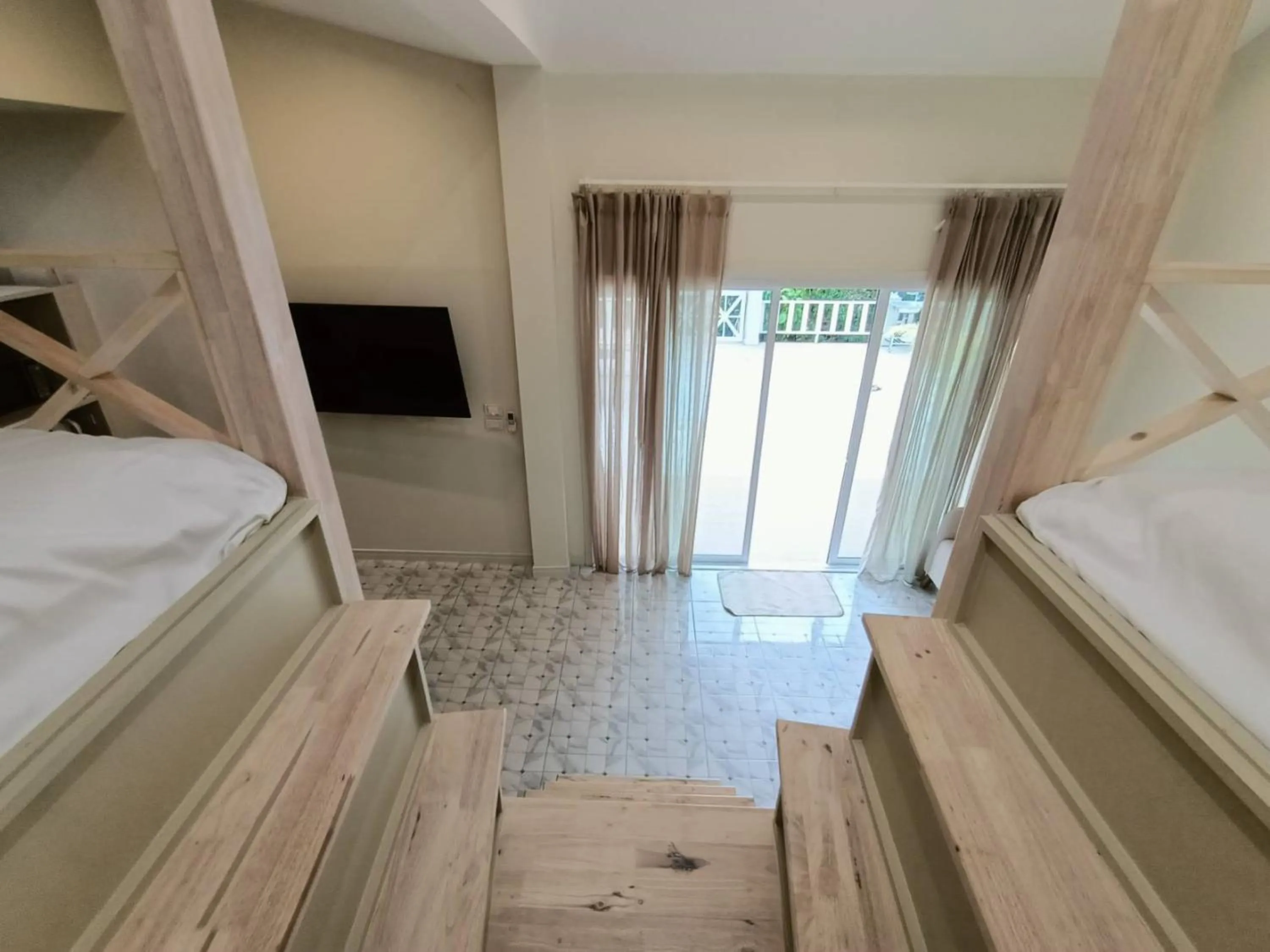 TV and multimedia, Bed in Aob-Oun Homestay