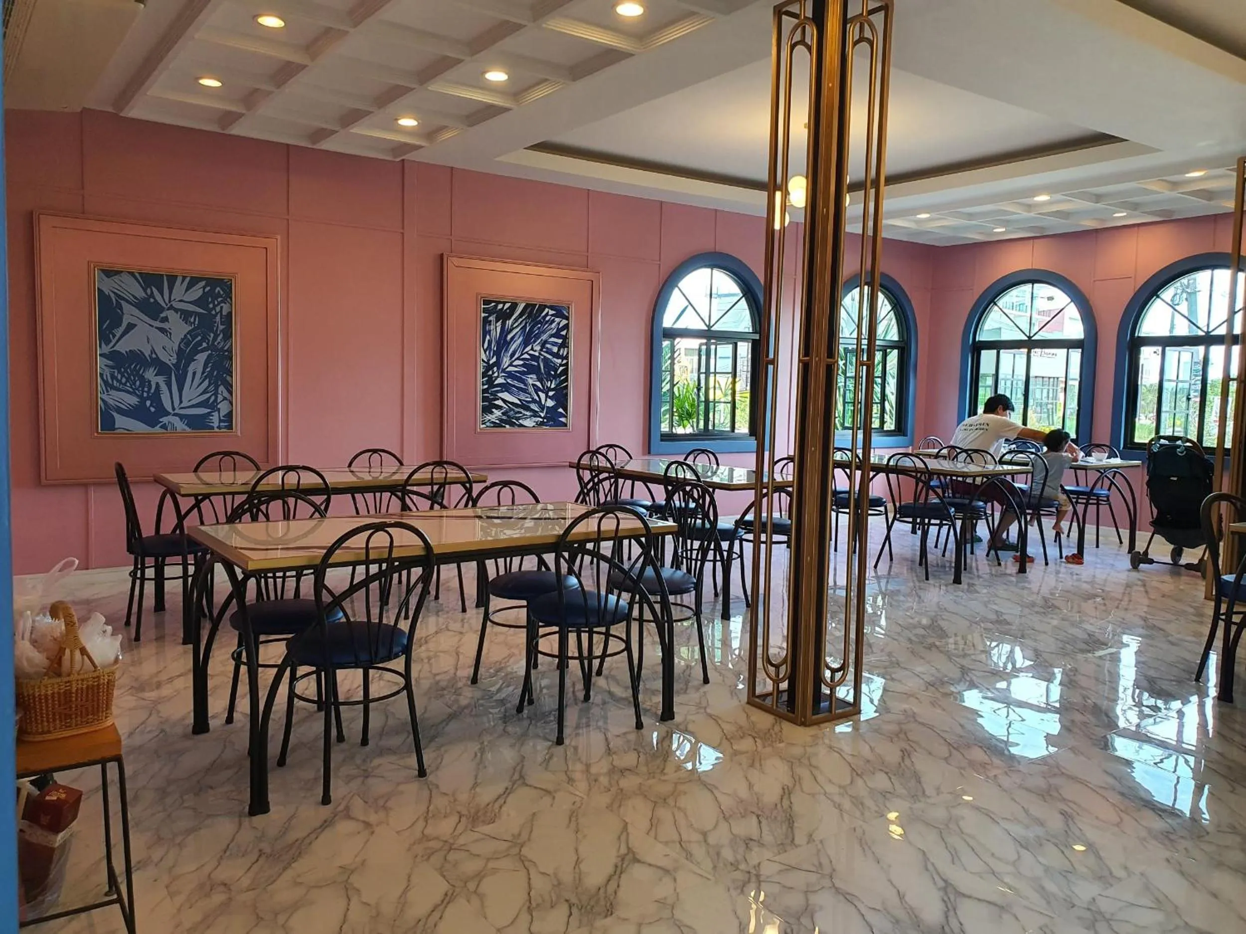 Restaurant/places to eat in Aob-Oun Homestay