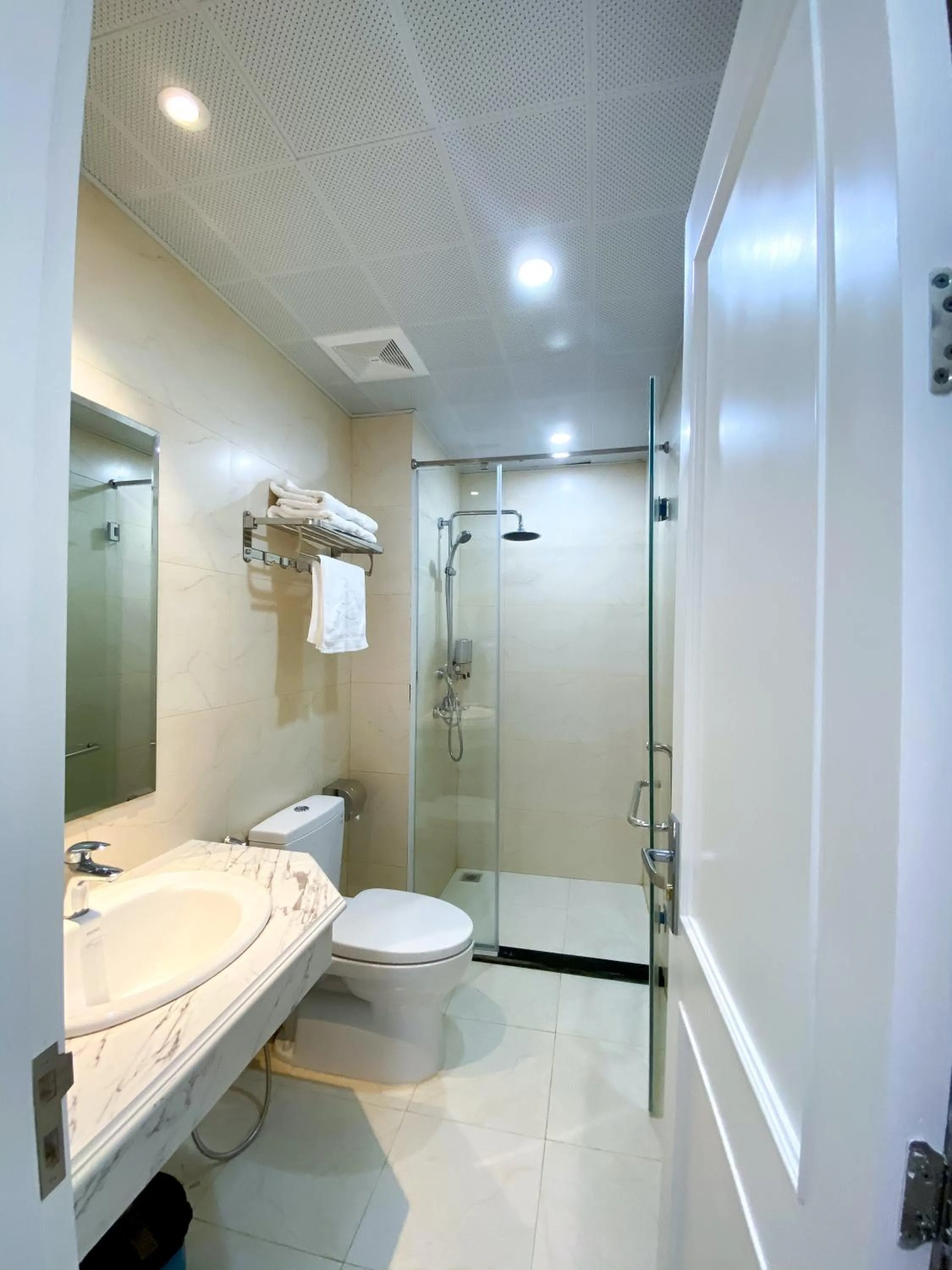 Bathroom in Khách sạn Time Lotus Hạ Long