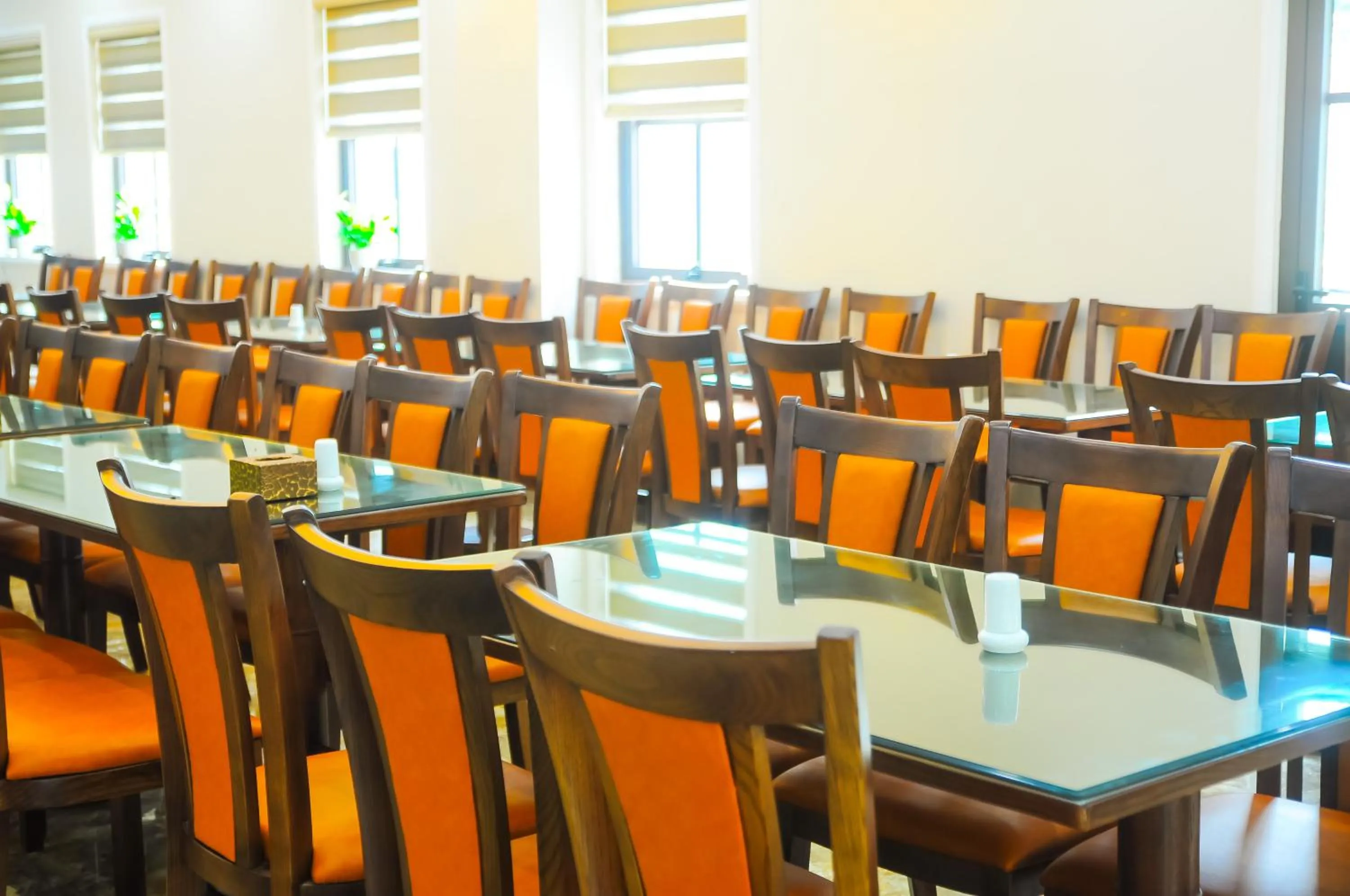 Restaurant/places to eat in Khách sạn Time Lotus Hạ Long