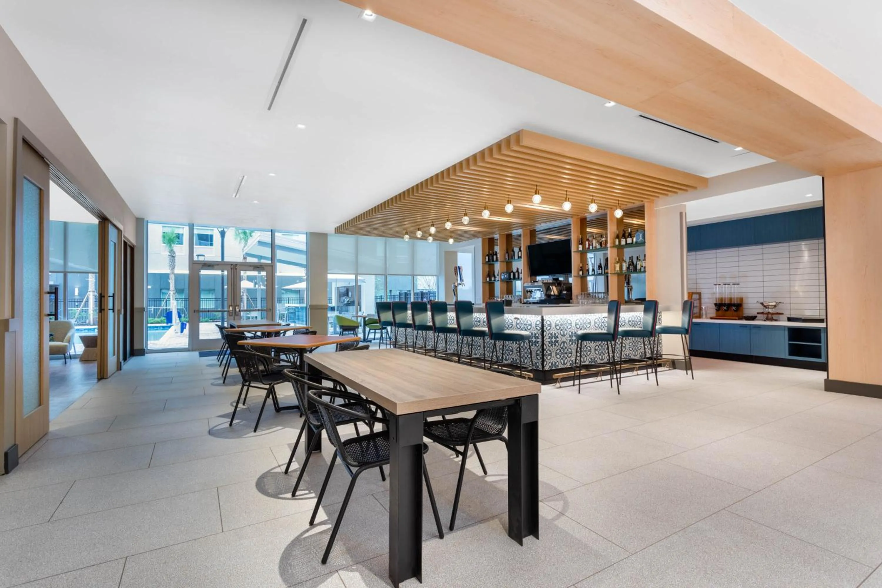 Restaurant/places to eat in TRYP by Wyndham Orlando