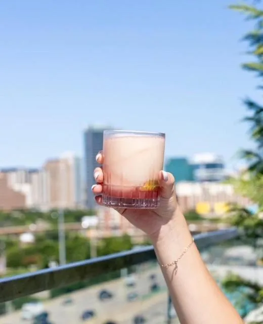 Lounge or bar in Tru By Hilton Dallas Market Center