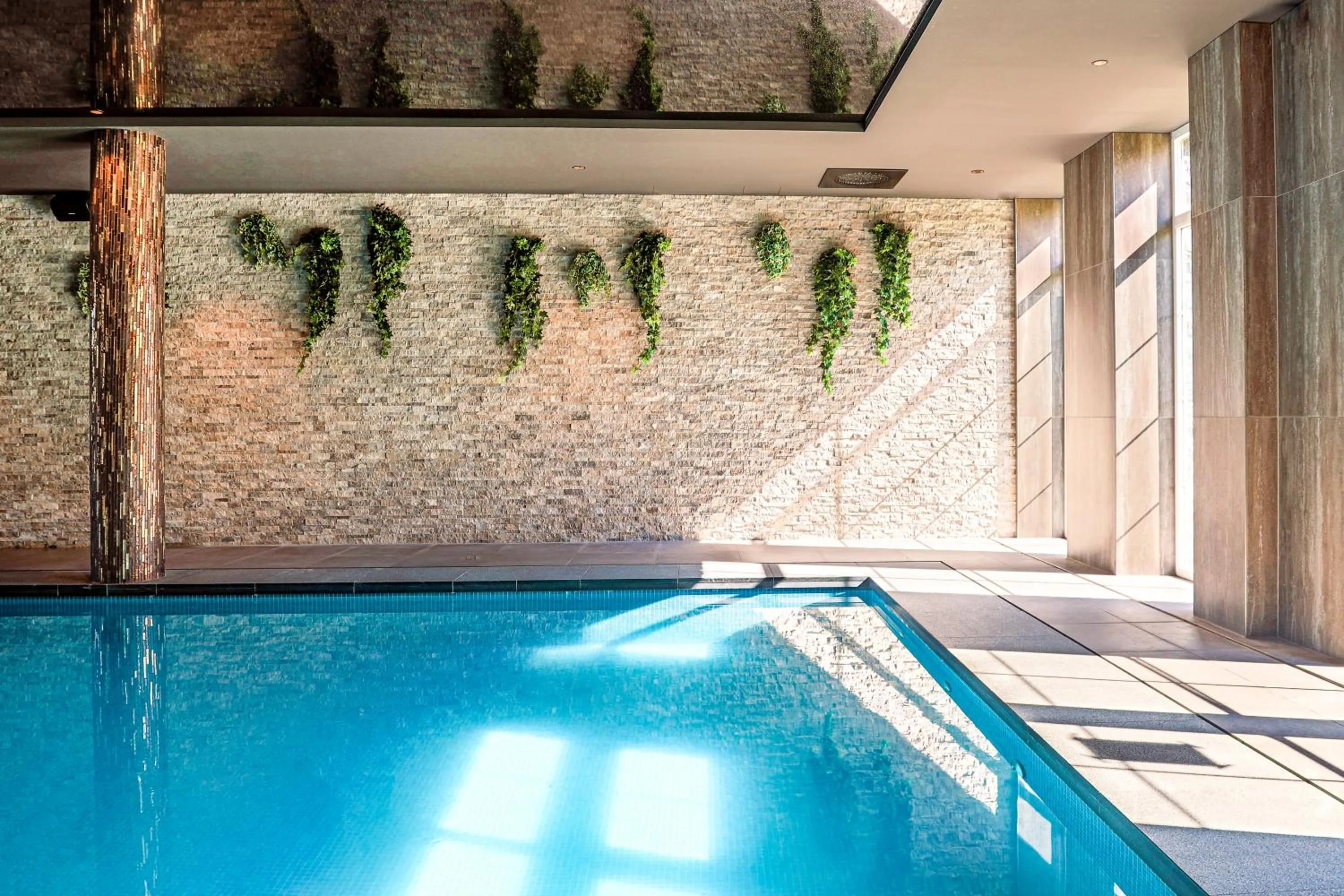 Swimming pool in Mercure Han-sur-Lesse