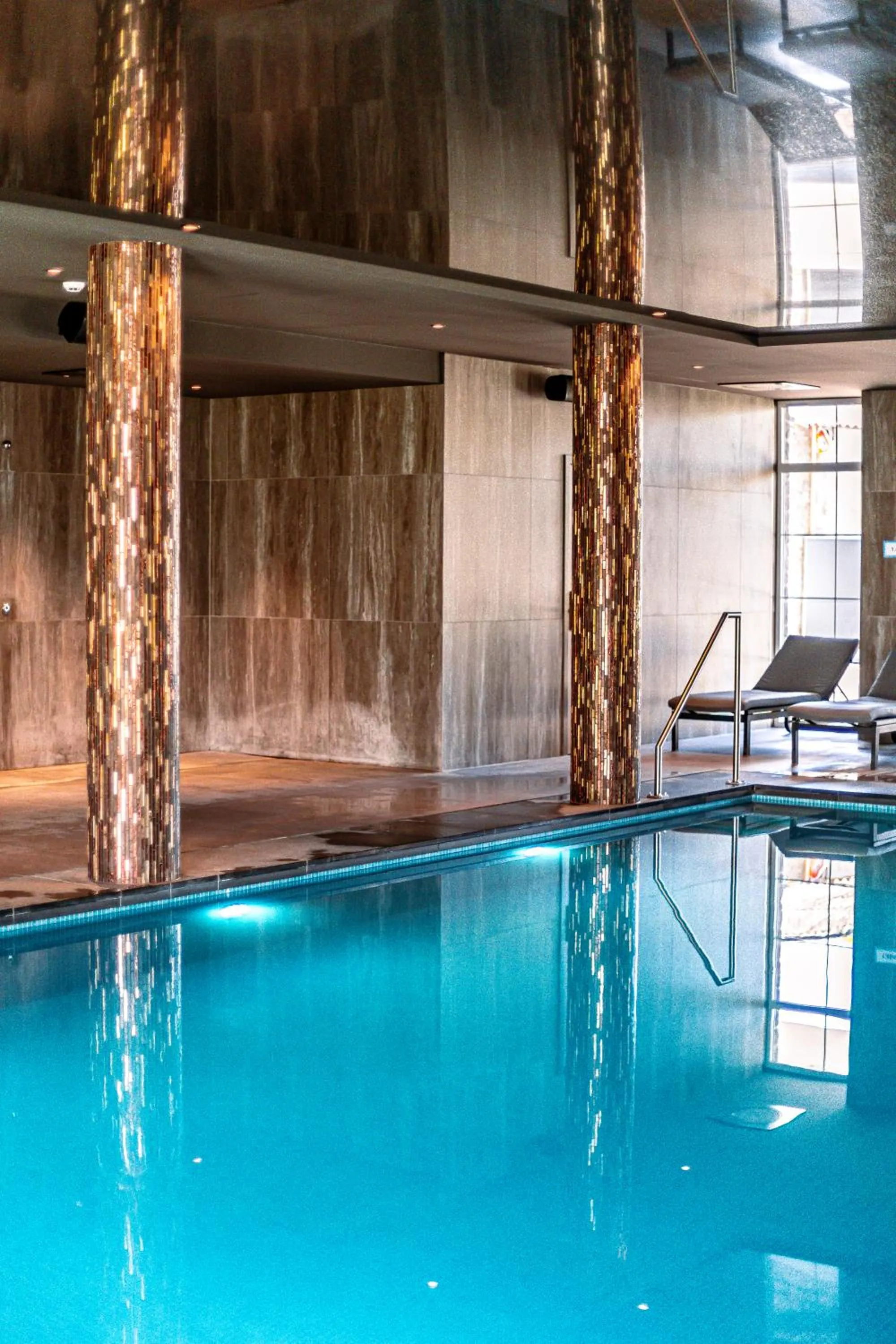 Swimming pool in Mercure Han-sur-Lesse